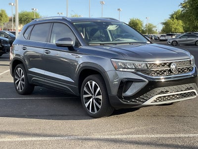 2024 Volkswagen Taos SE