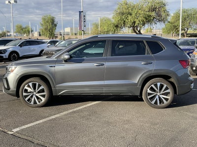 2024 Volkswagen Taos SE