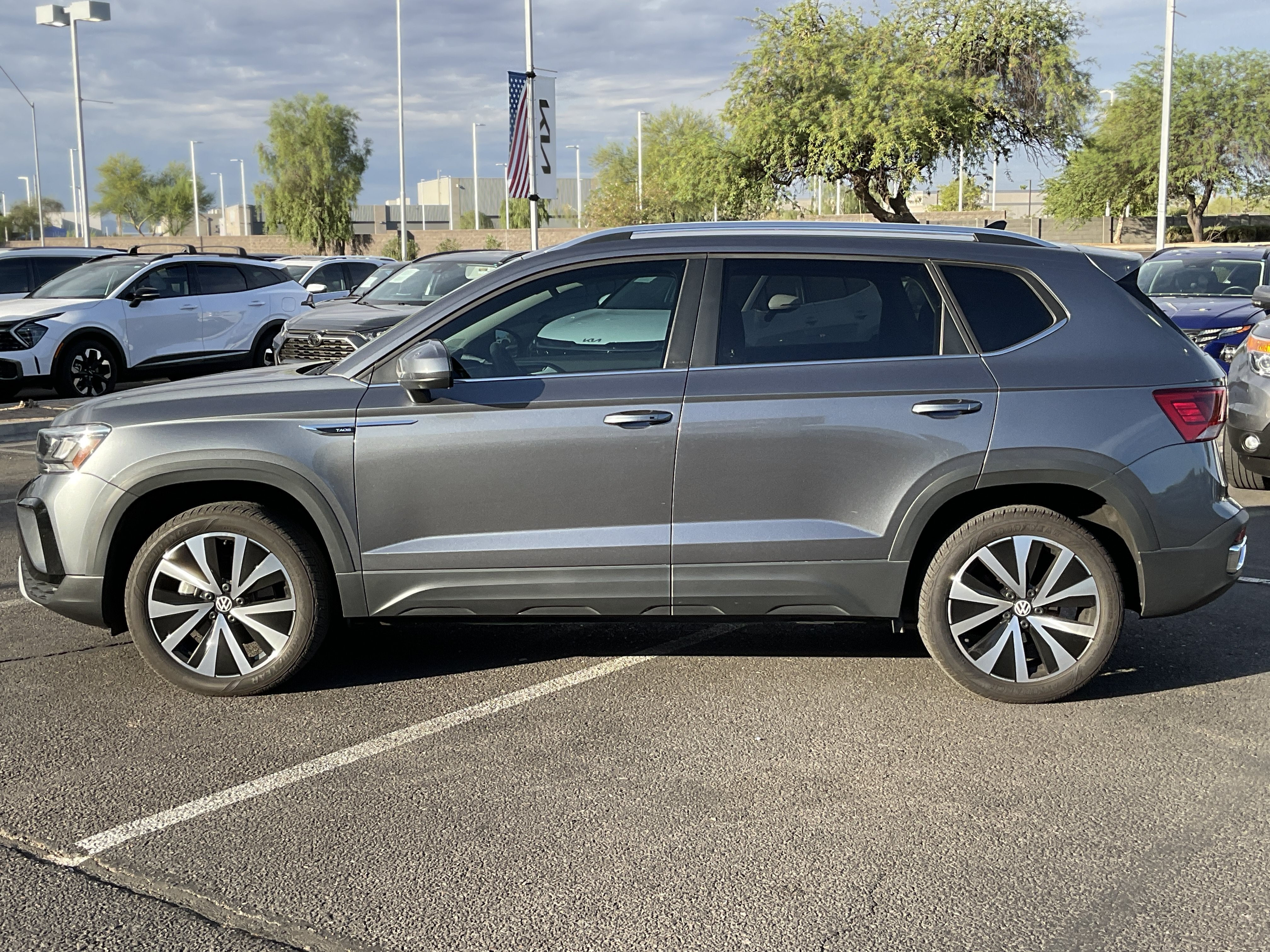 2024 Volkswagen Taos SE