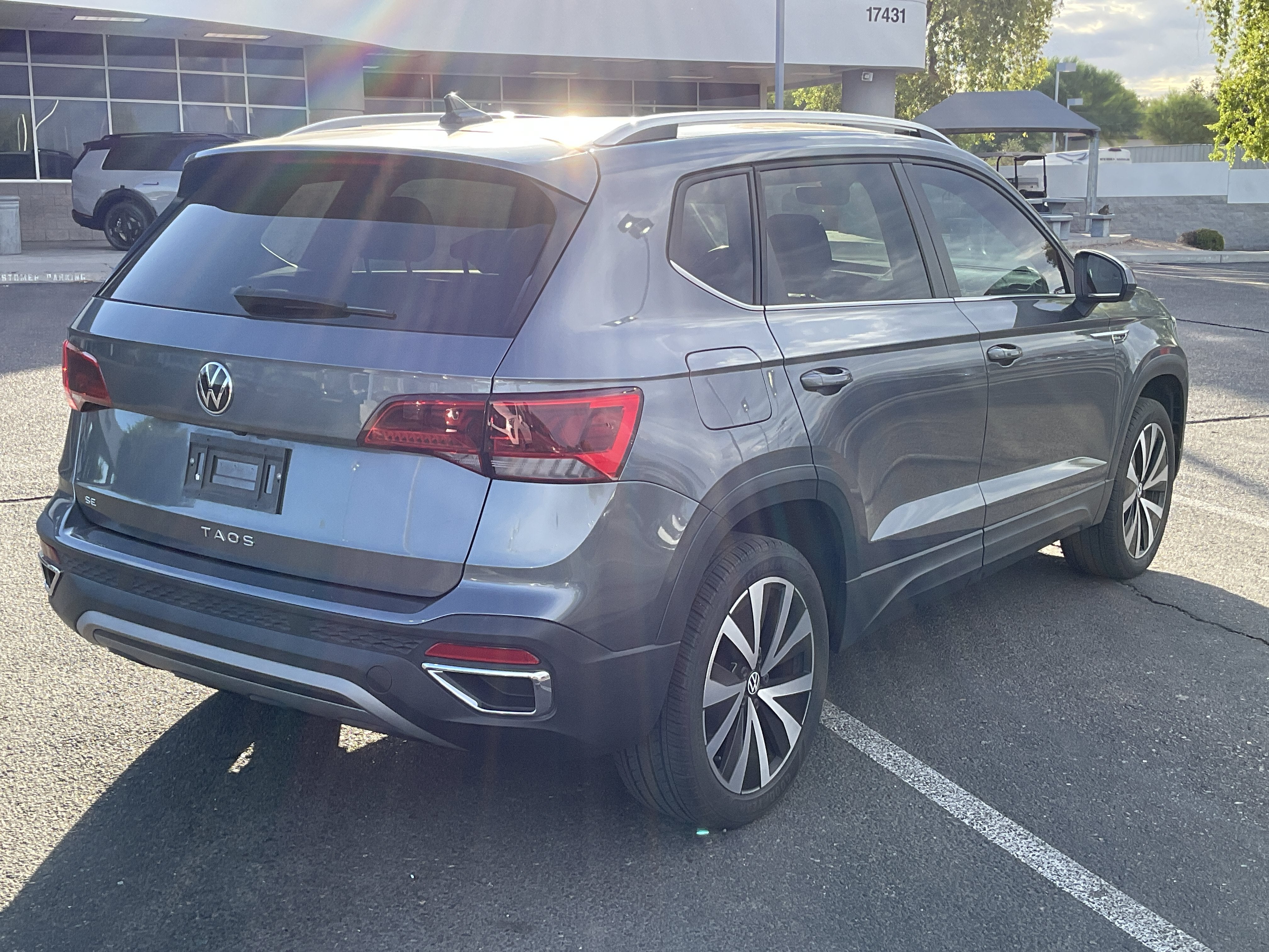 2024 Volkswagen Taos SE