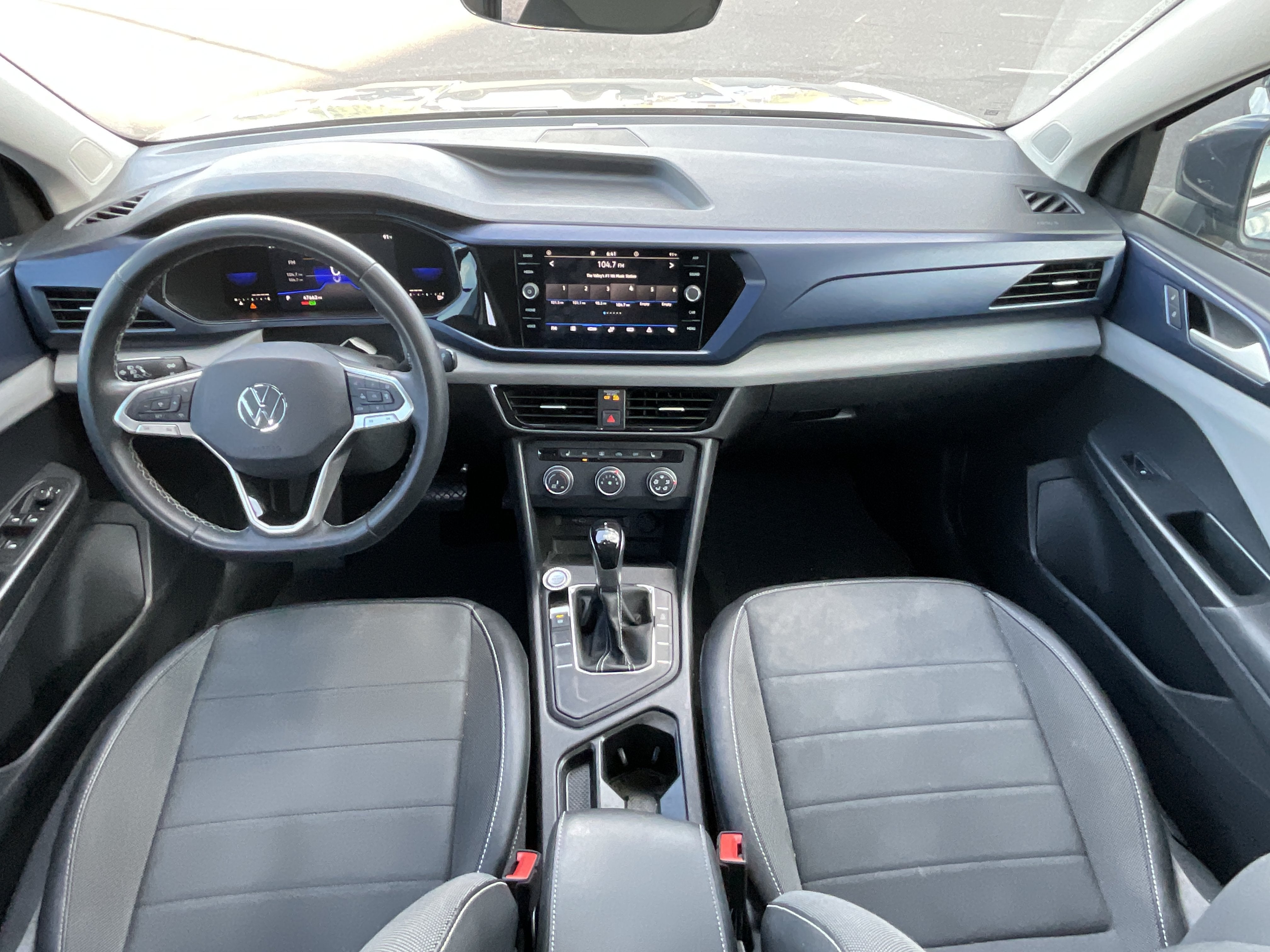 2022 Volkswagen Taos SE
