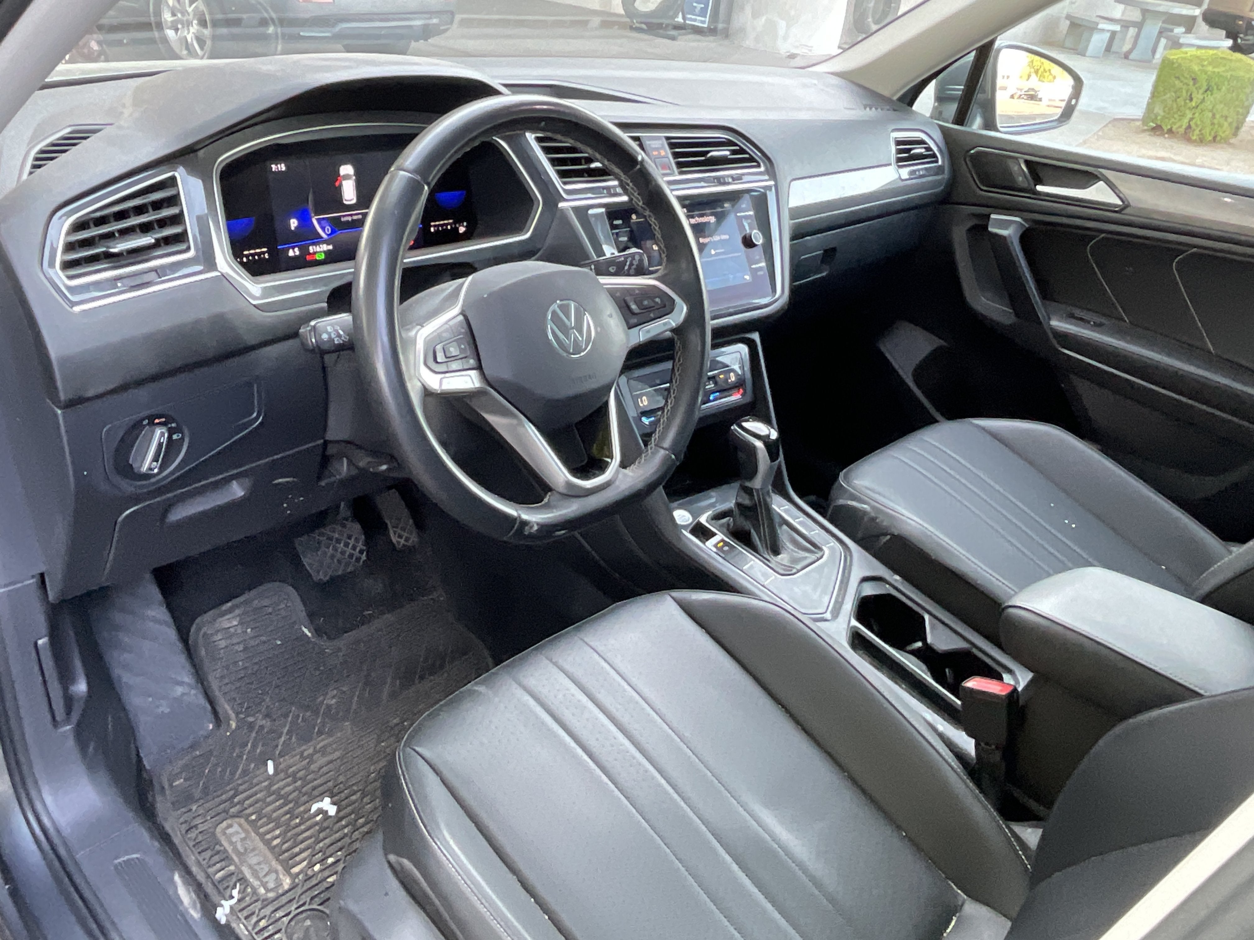 2023 Volkswagen Tiguan SE