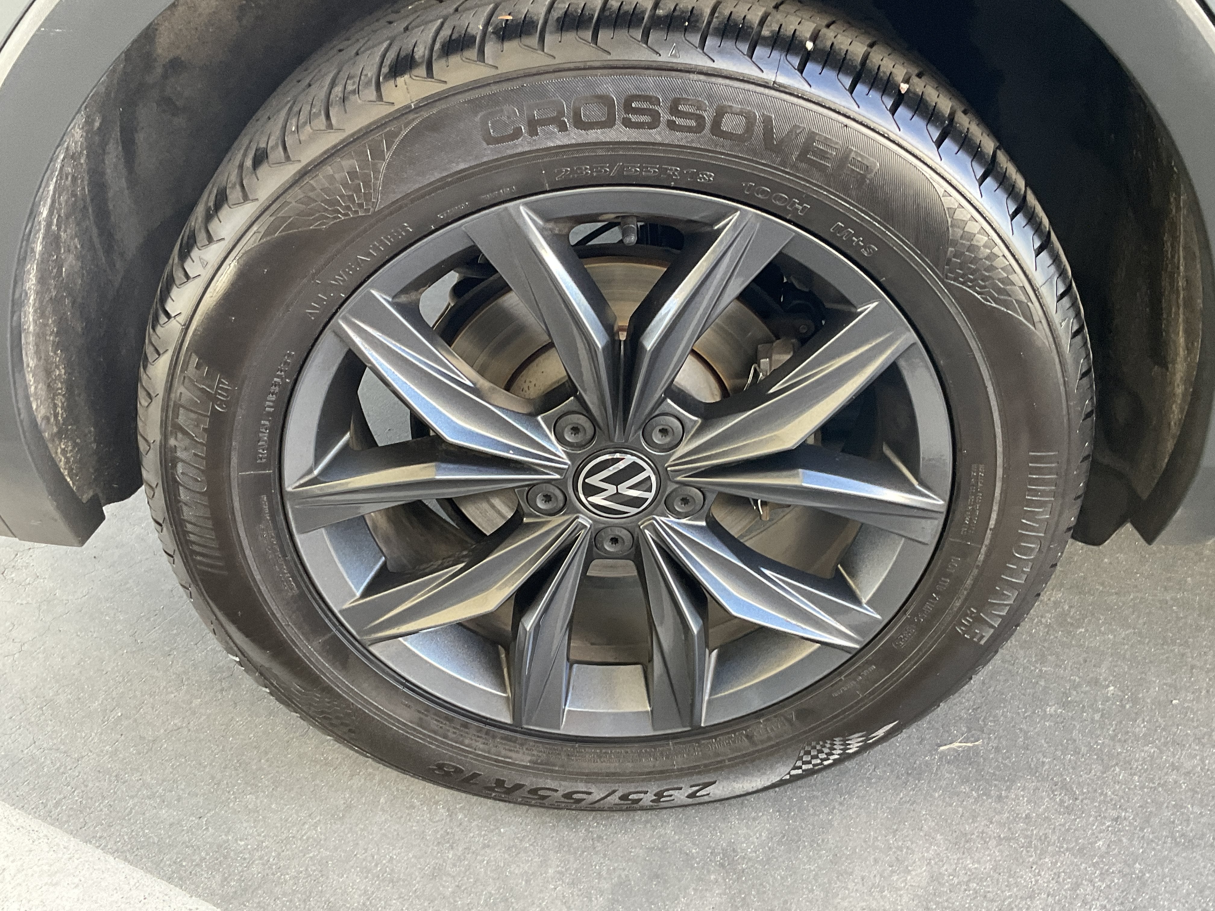 2023 Volkswagen Tiguan SE