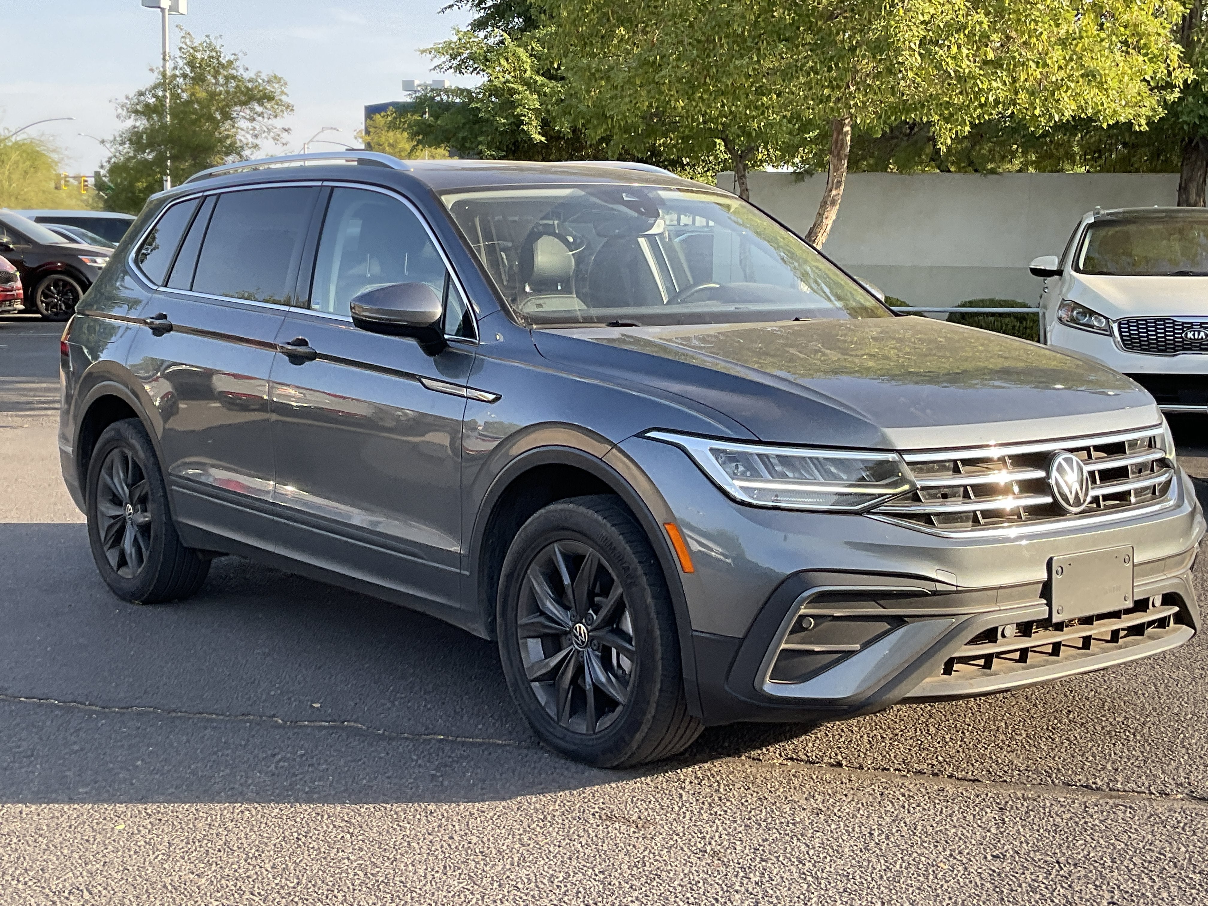 2023 Volkswagen Tiguan SE