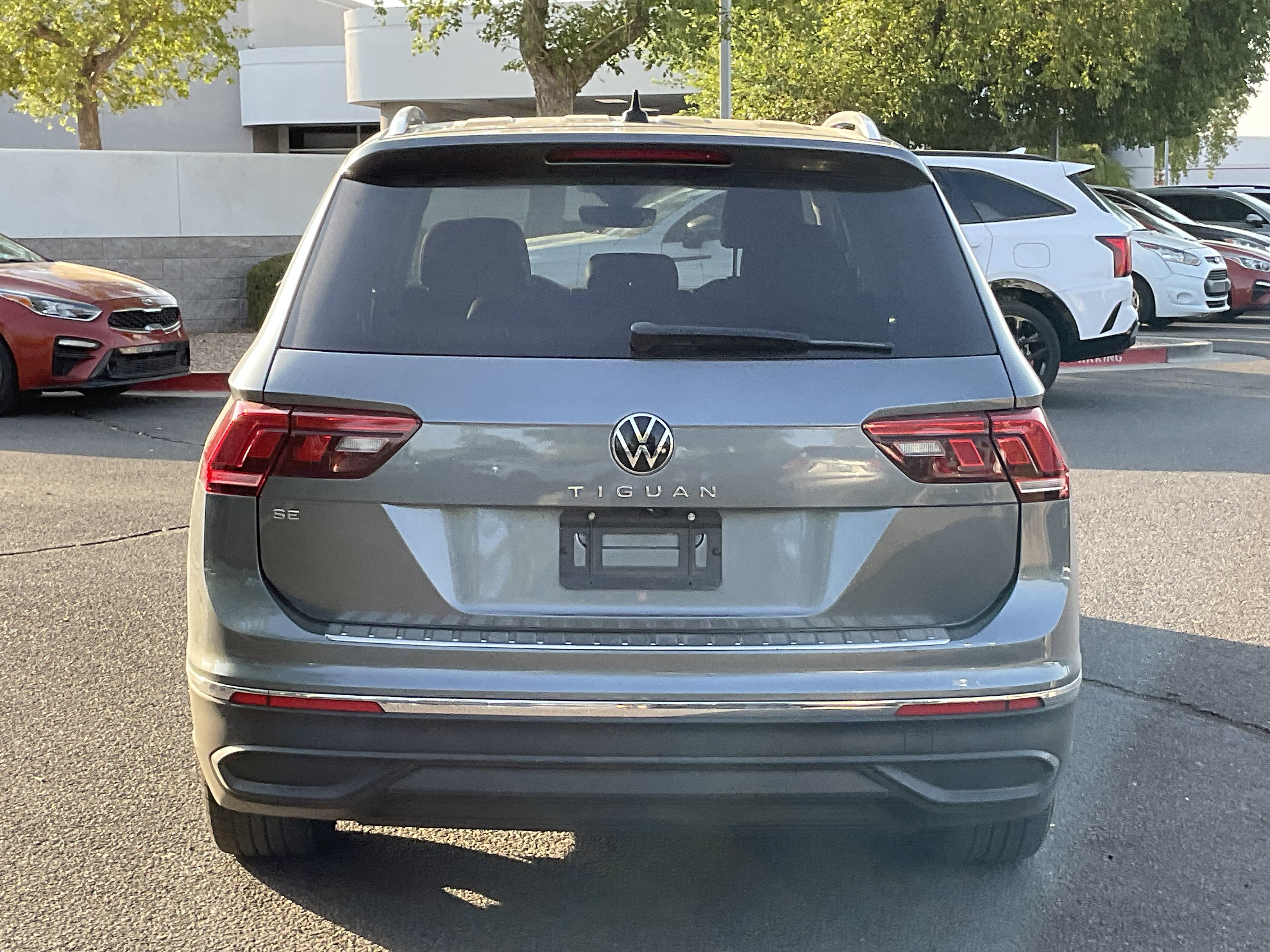 2023 Volkswagen Tiguan SE