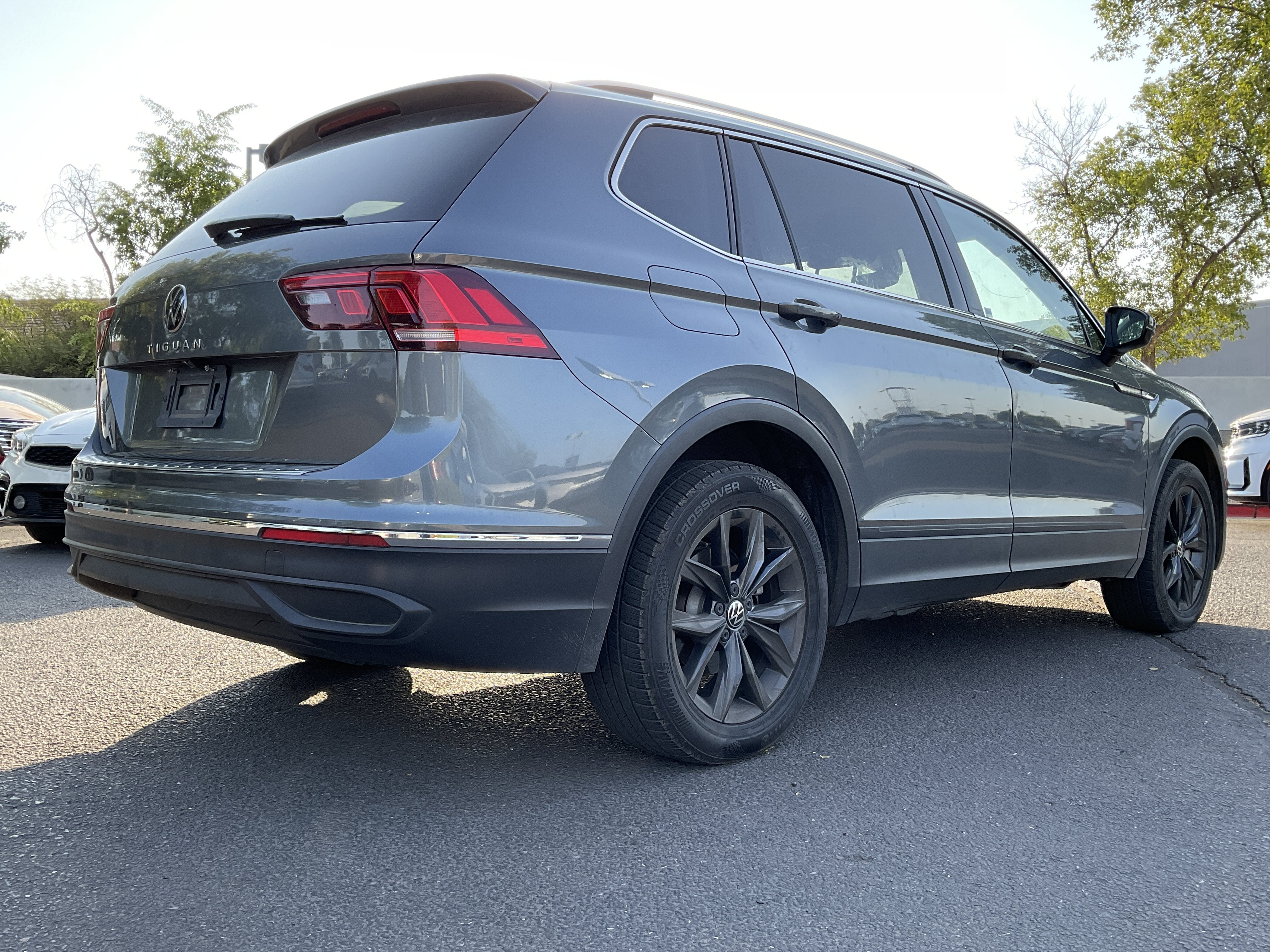2023 Volkswagen Tiguan SE
