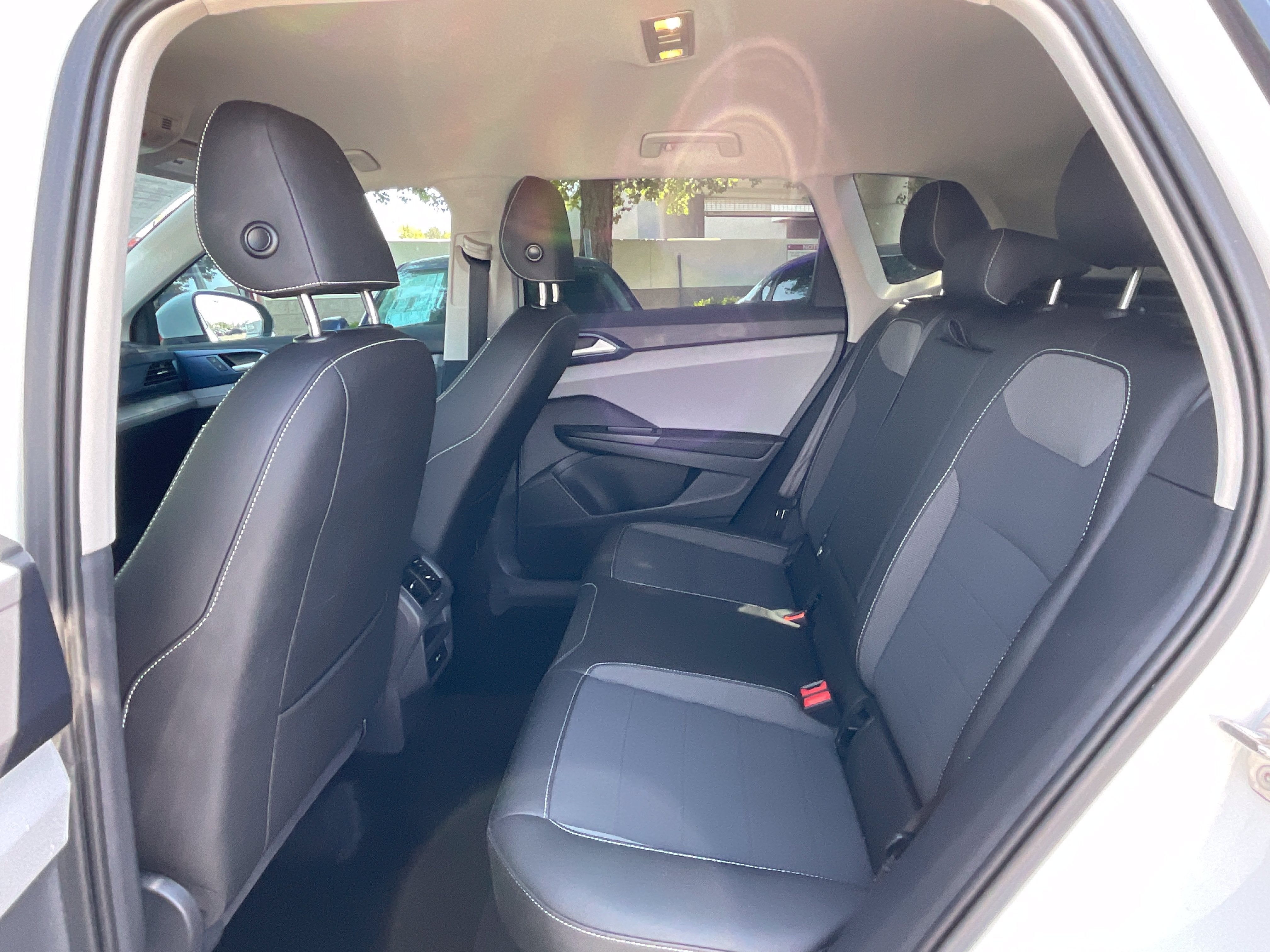 2024 Volkswagen Taos SE**1 OWNER CLN CF**