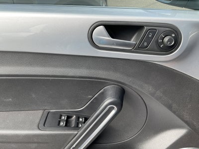 2016 Volkswagen Beetle Convertible 1.8T SEL