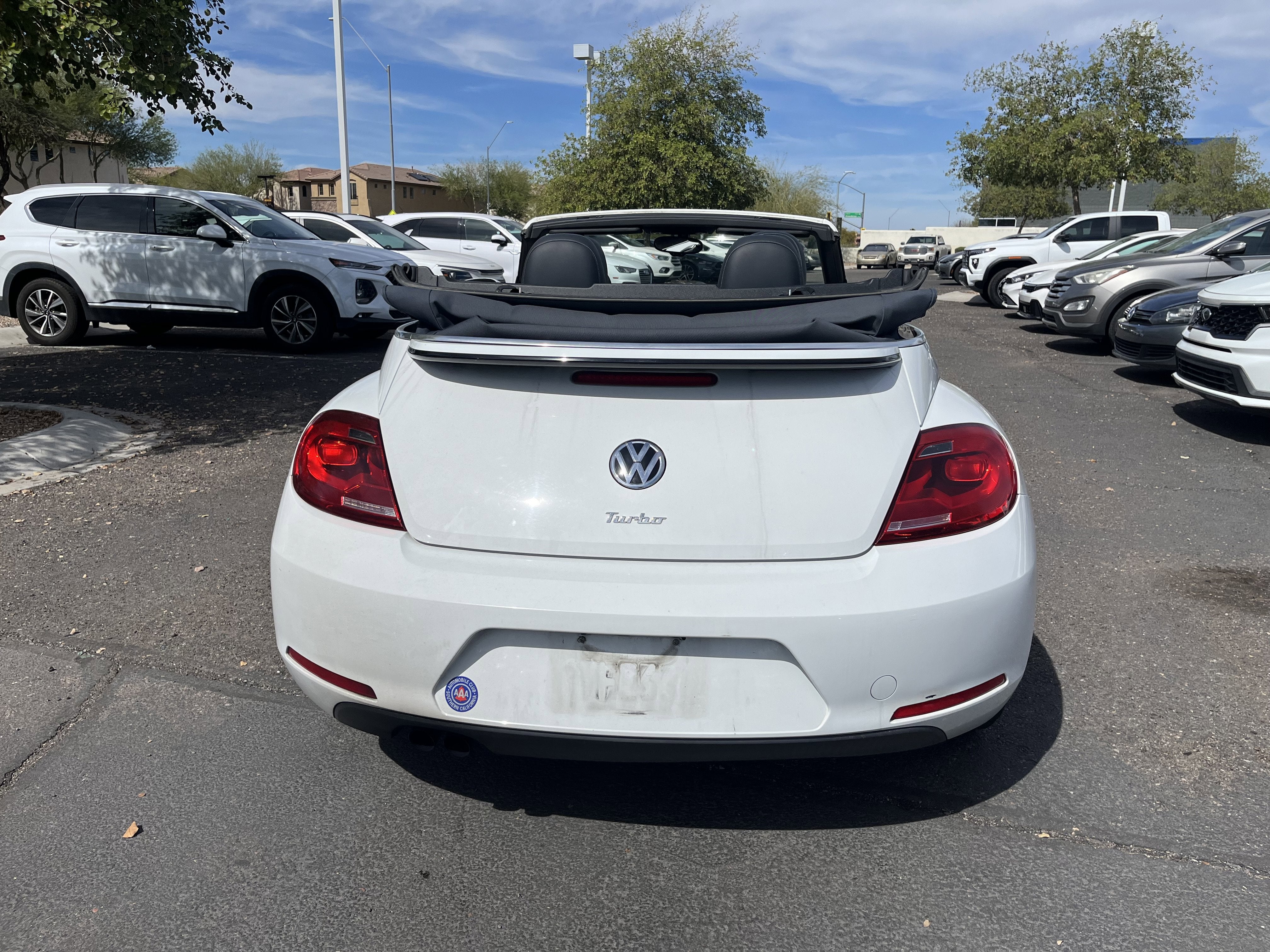 2016 Volkswagen Beetle Convertible 1.8T Denim