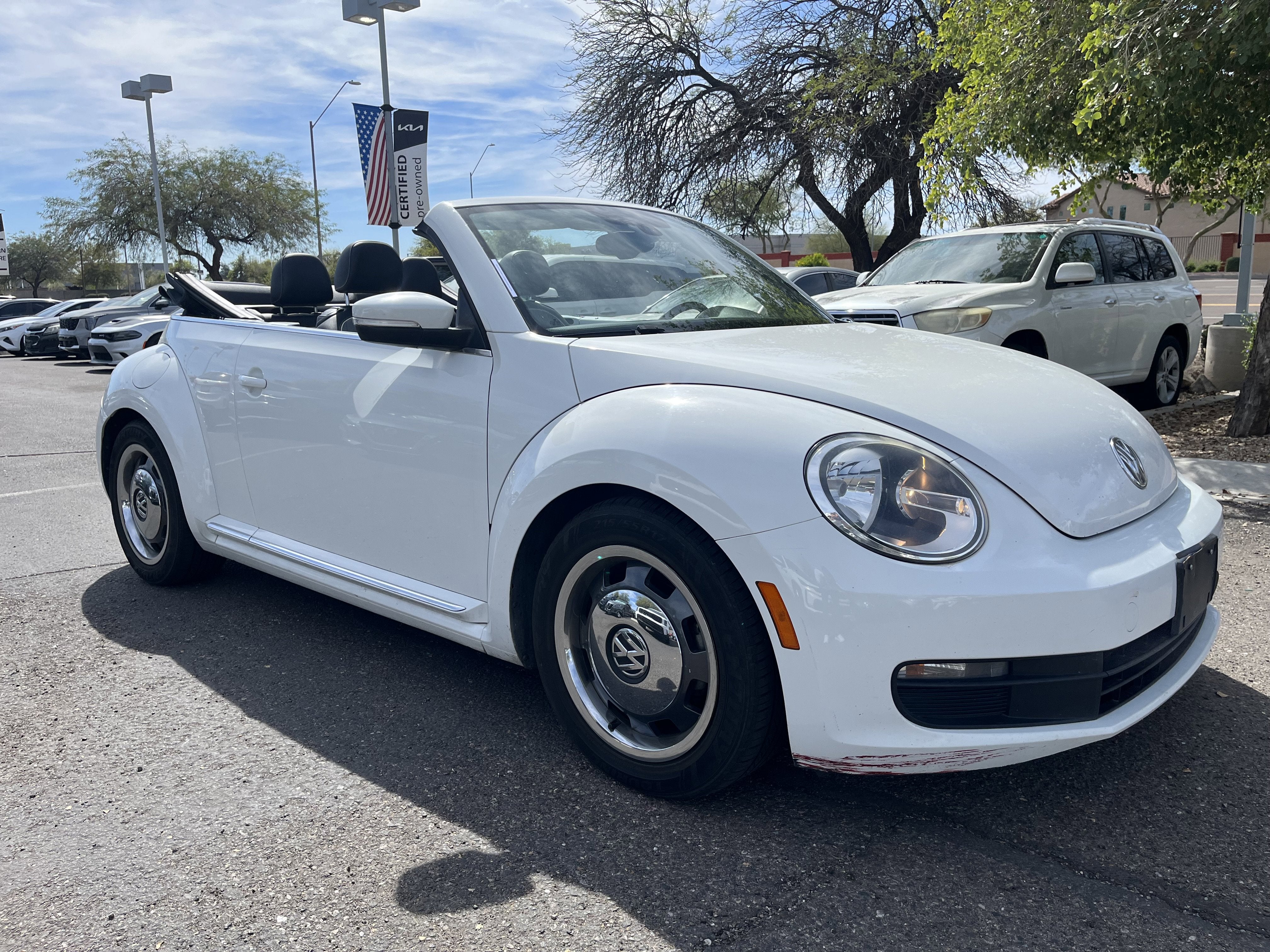 2016 Volkswagen Beetle Convertible 1.8T Denim