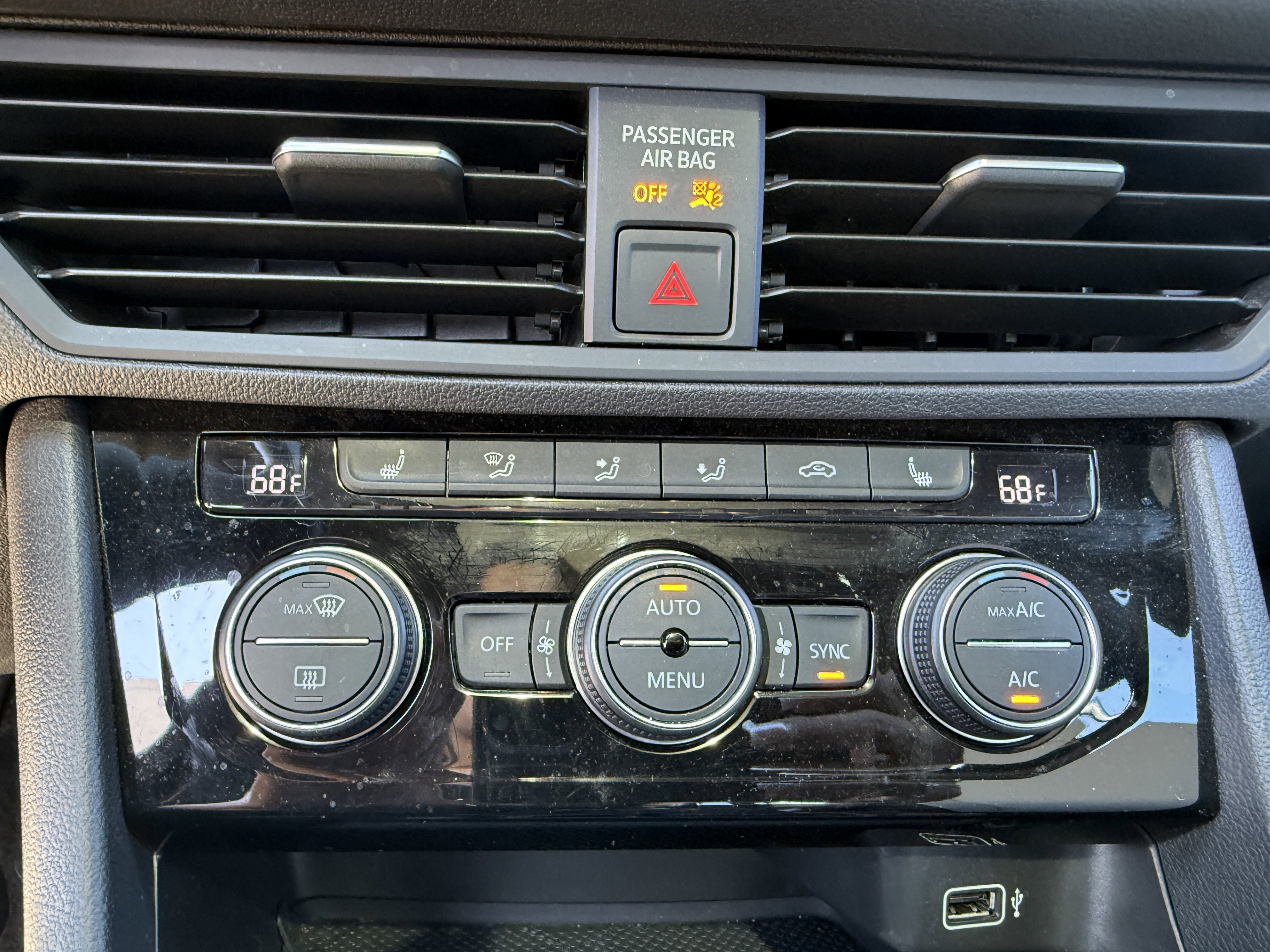 2019 Volkswagen Jetta R-Line