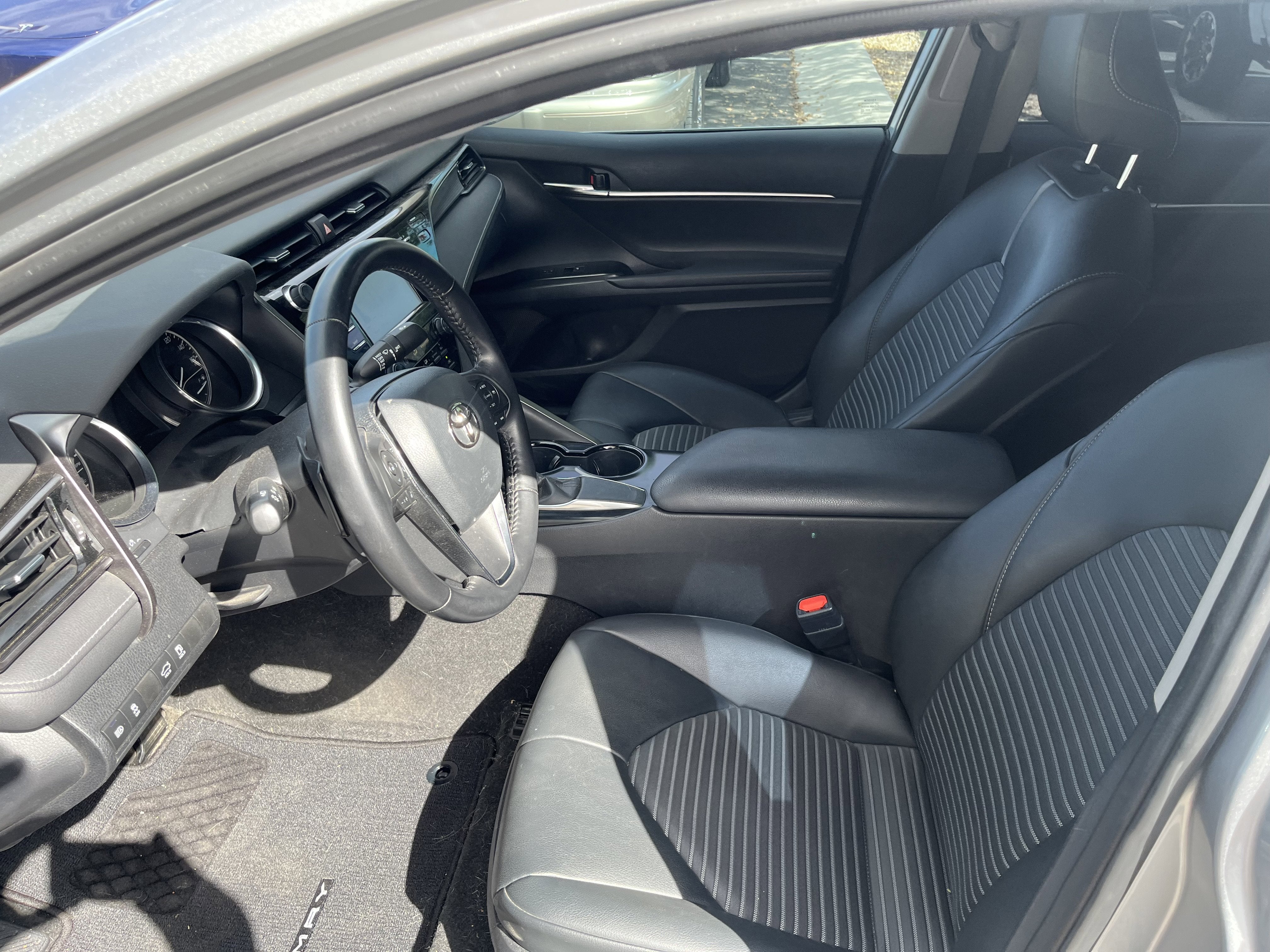 2019 Toyota Camry SEL* CLEAN CARFAX/ 1 OWNER