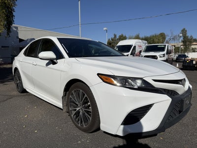 2020 Toyota Camry SE* CLEAN CARFAX