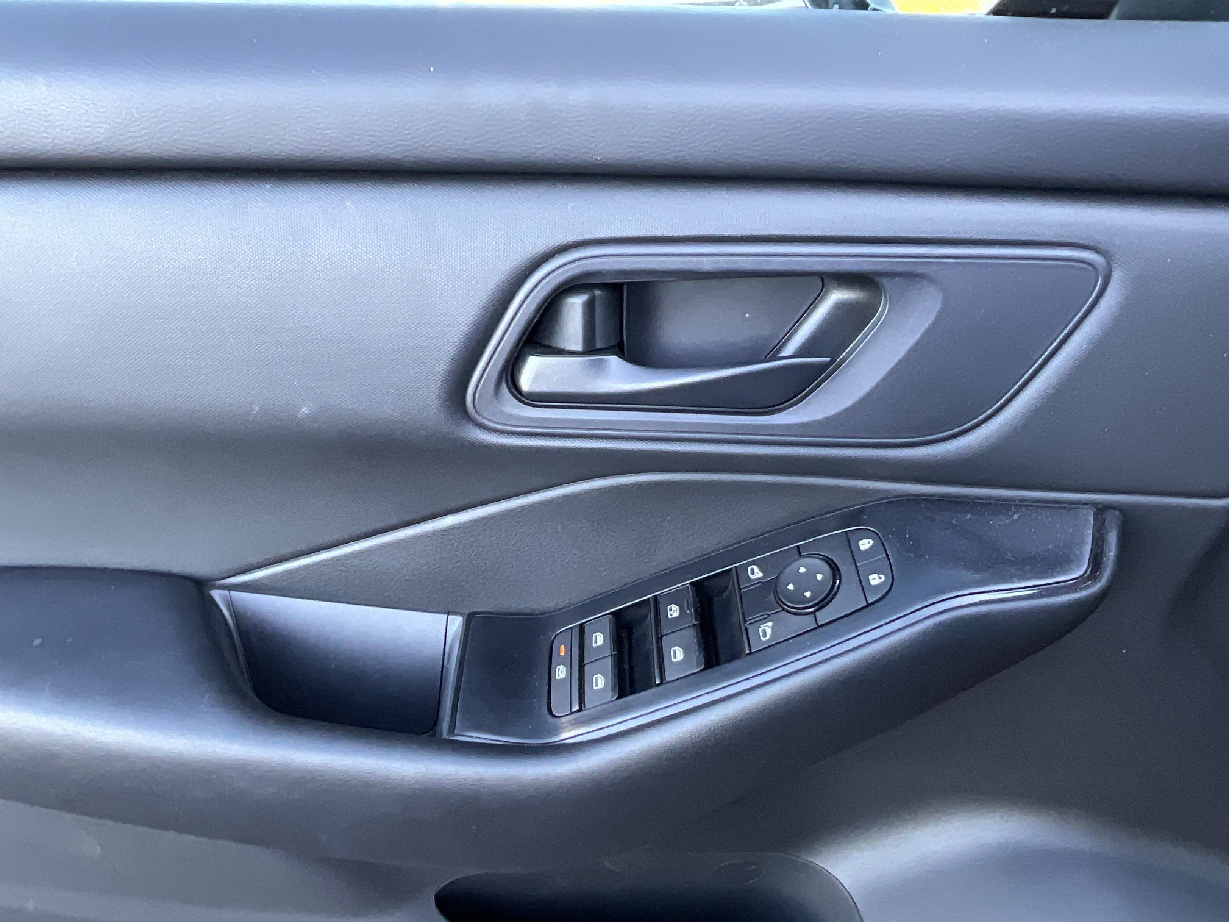 2024 Nissan Rogue S**CF CERT 1 OWNER**
