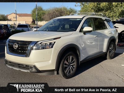 2022 Nissan Pathfinder SL