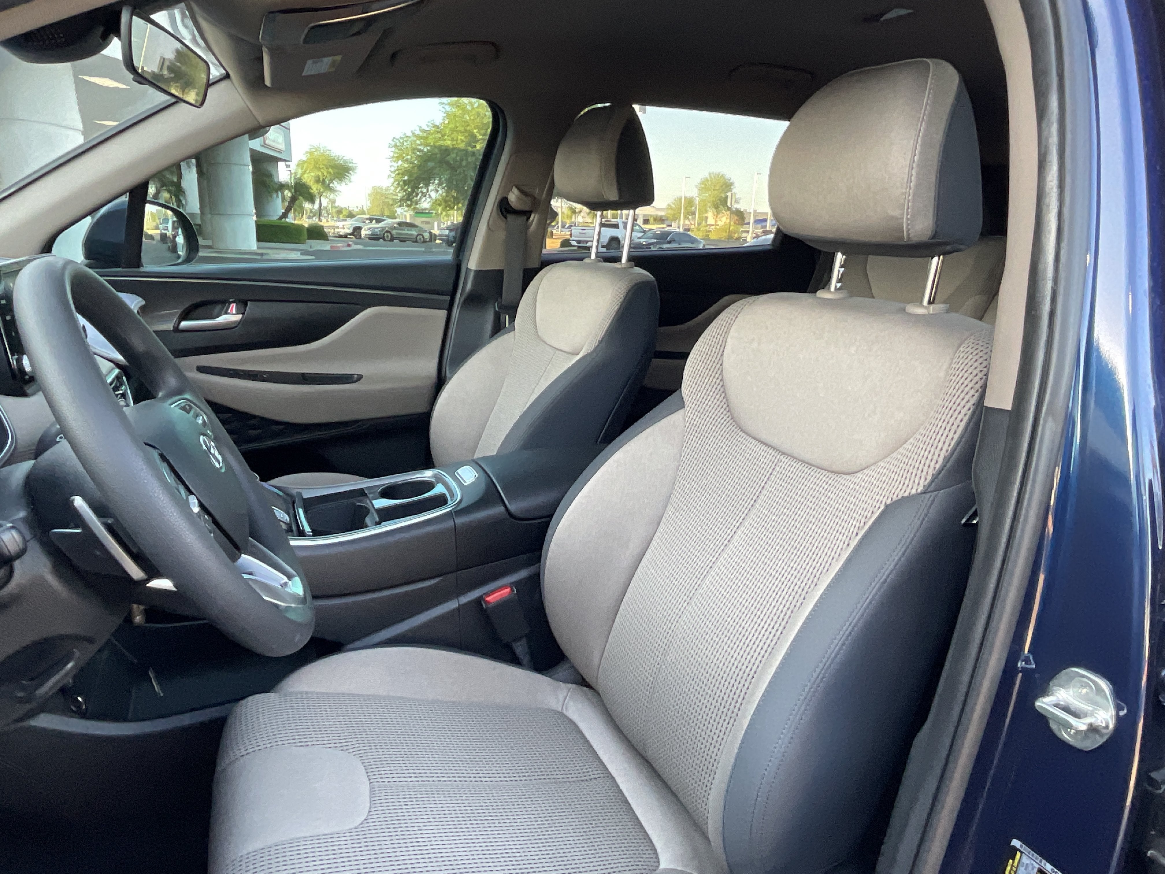 2022 Hyundai Santa Fe SE