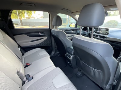 2022 Hyundai Santa Fe SE