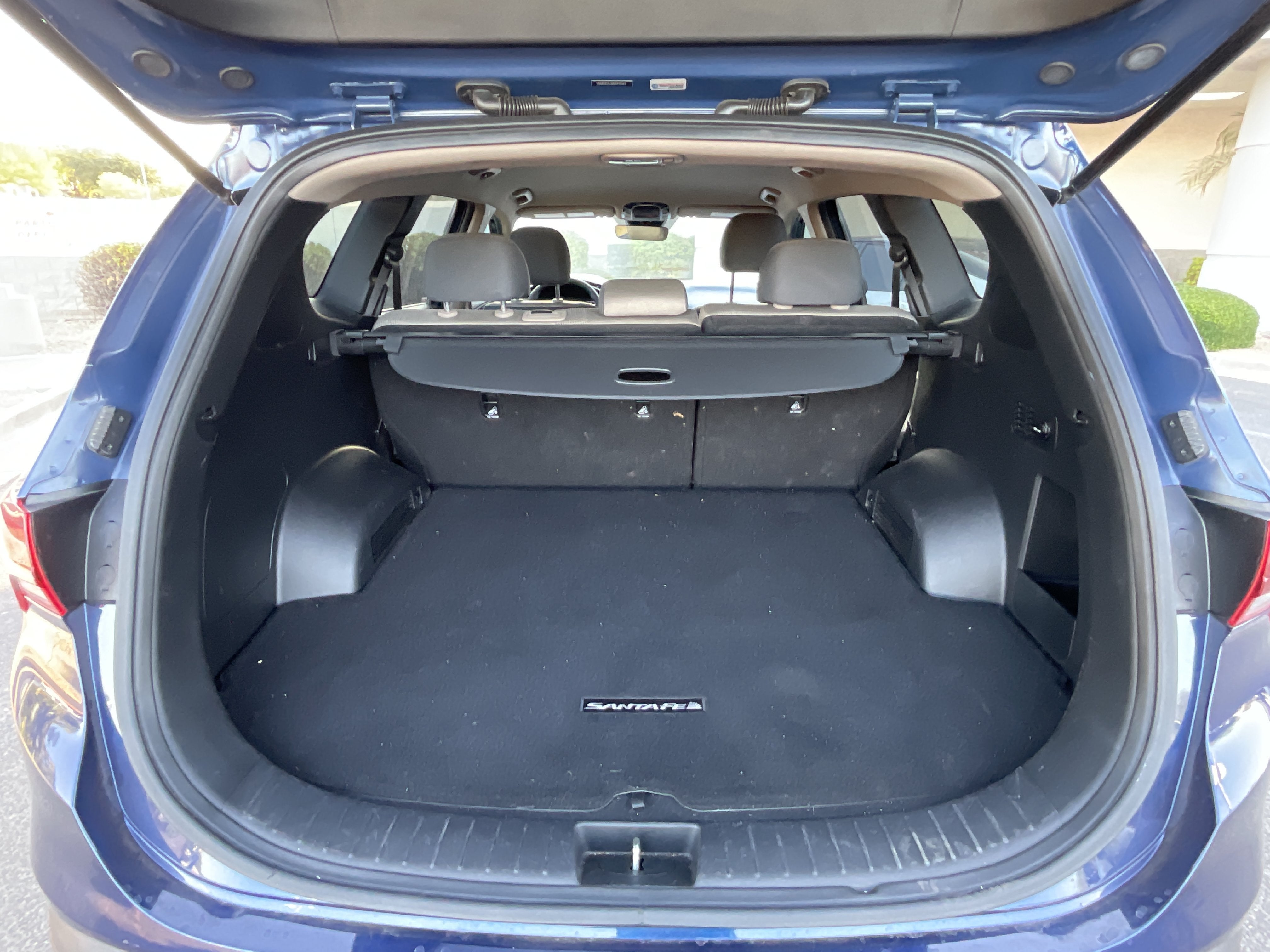 2022 Hyundai Santa Fe SE