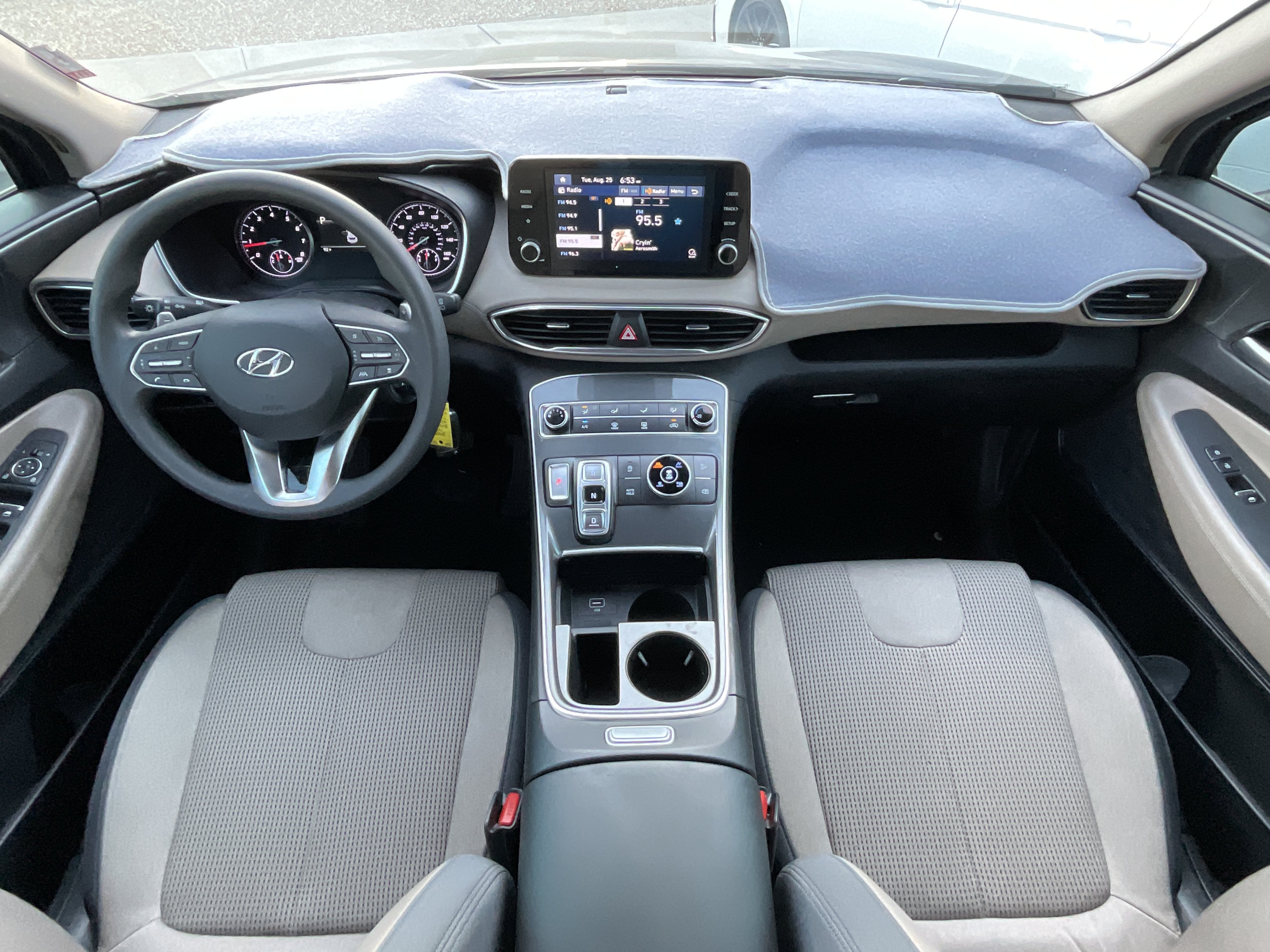 2022 Hyundai Santa Fe SE