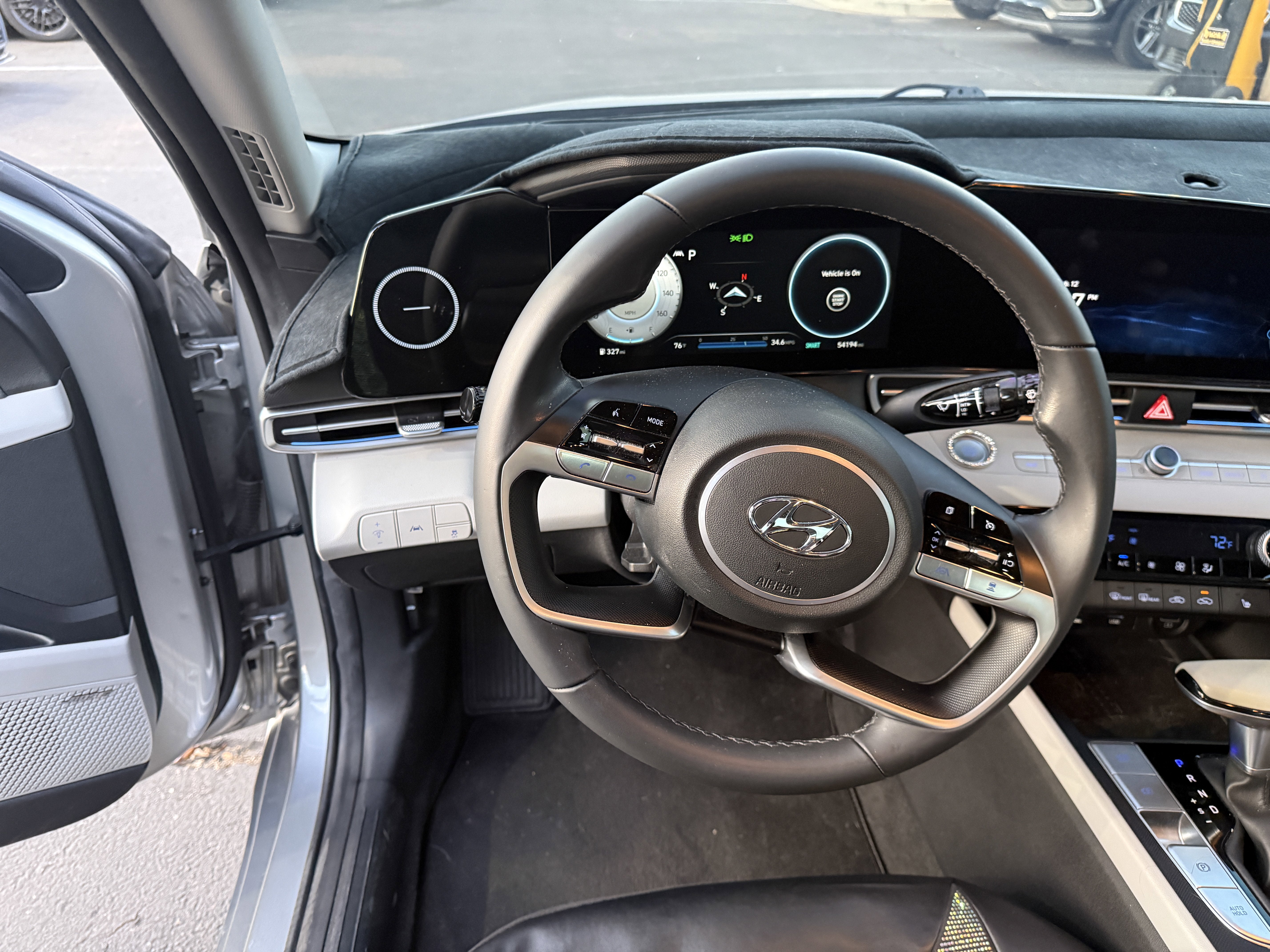 2022 Hyundai Elantra Limited* 1 OWNER, CLN CARFAX