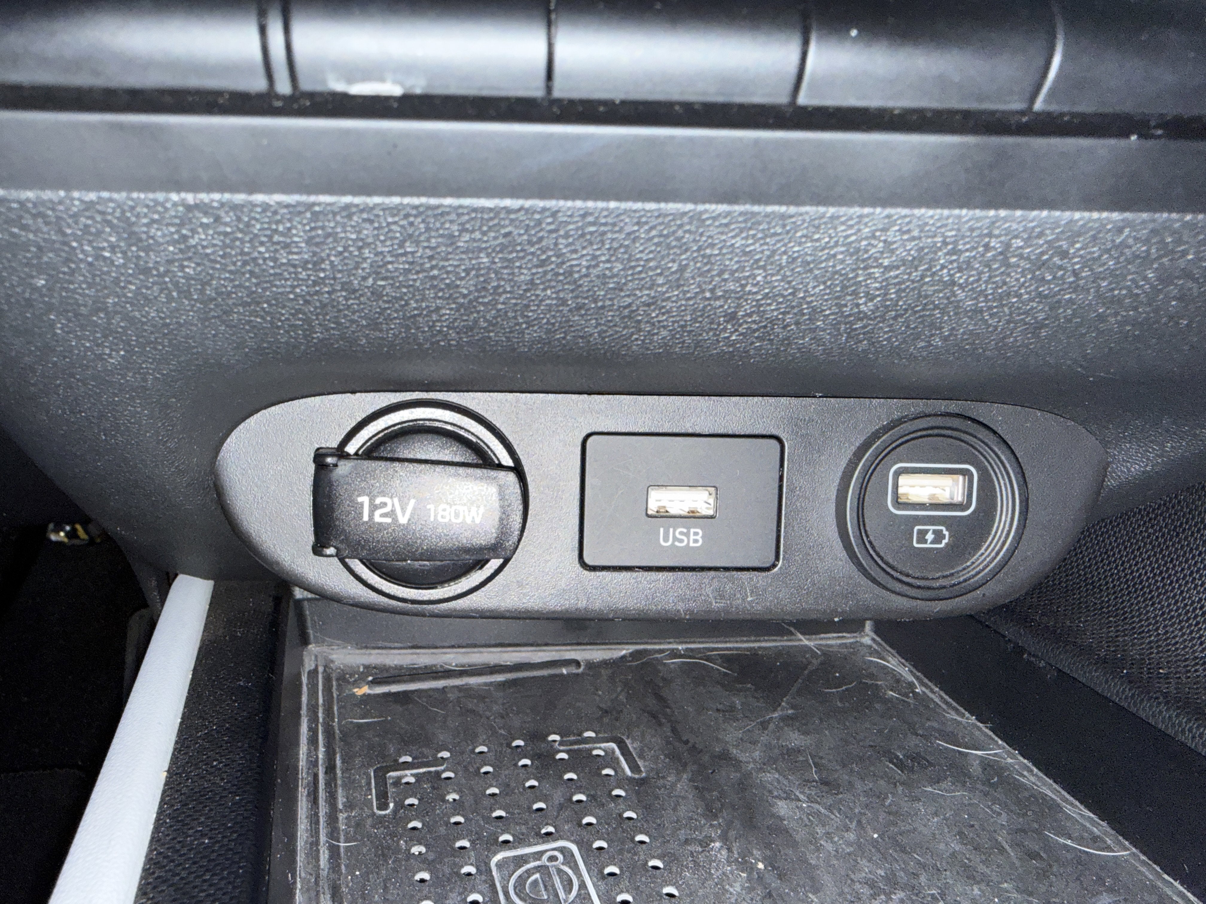 2022 Hyundai Elantra Limited* 1 OWNER, CLN CARFAX