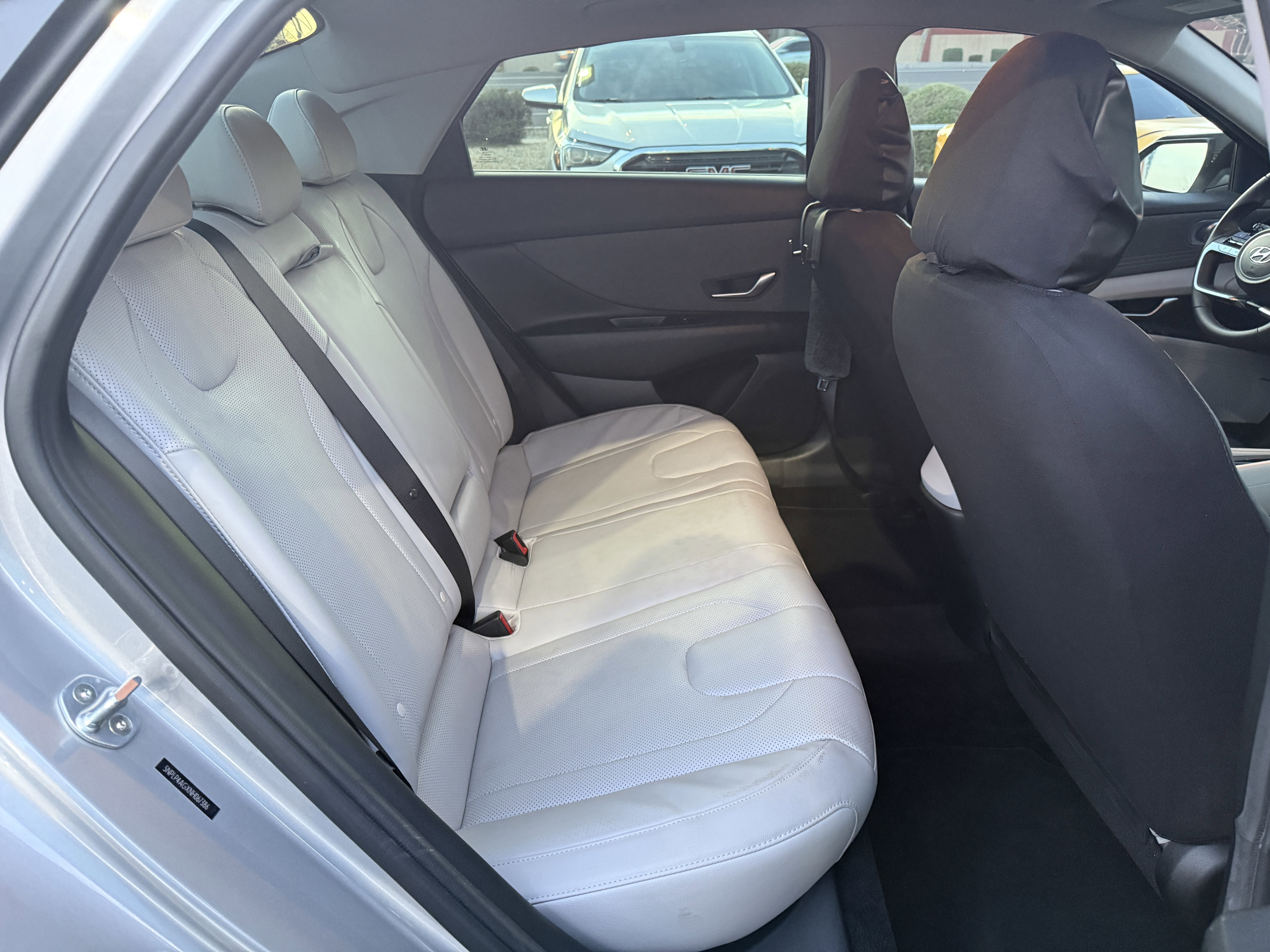 2022 Hyundai Elantra Limited* 1 OWNER, CLN CARFAX