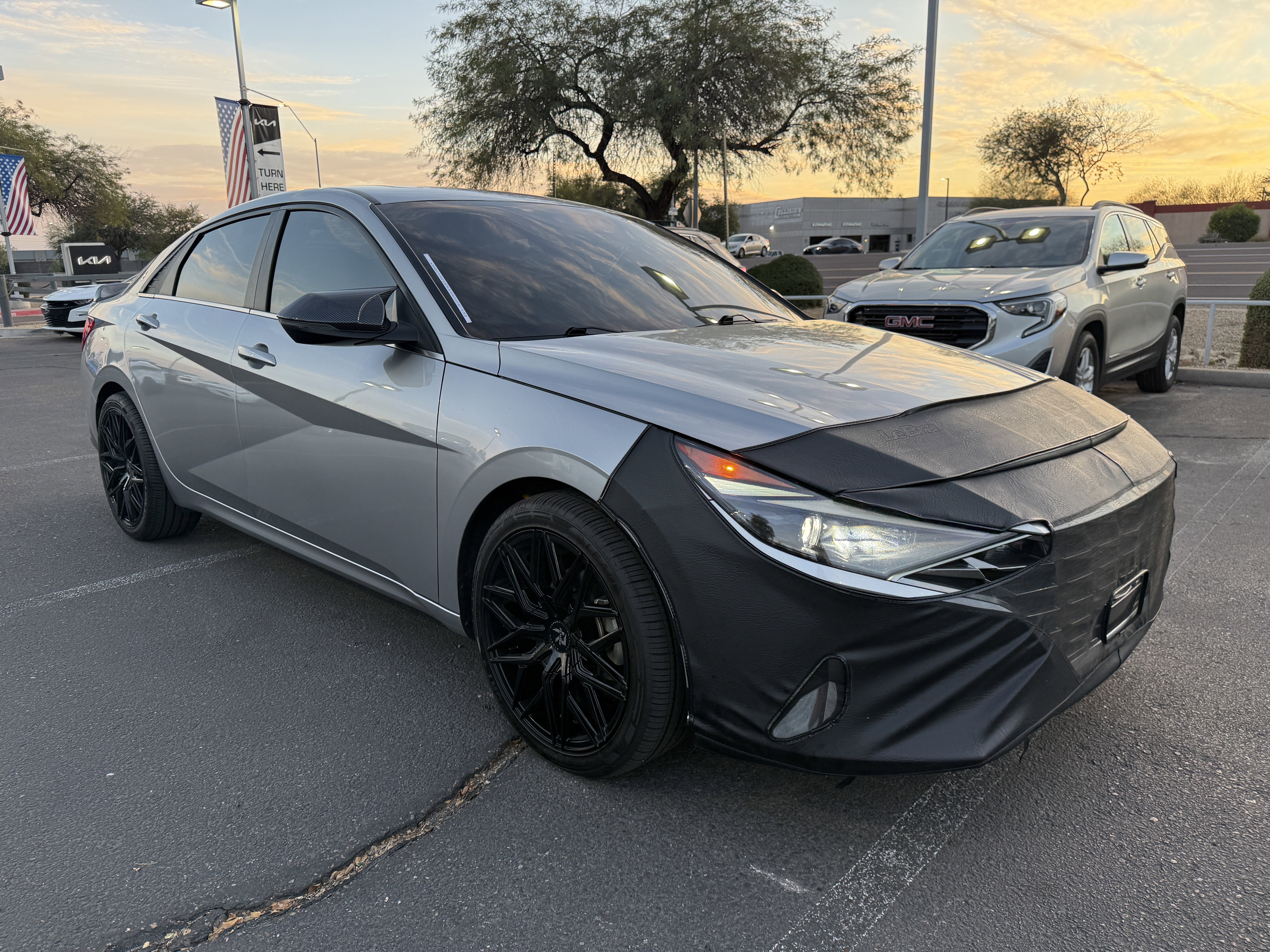 2022 Hyundai Elantra Limited* 1 OWNER, CLN CARFAX