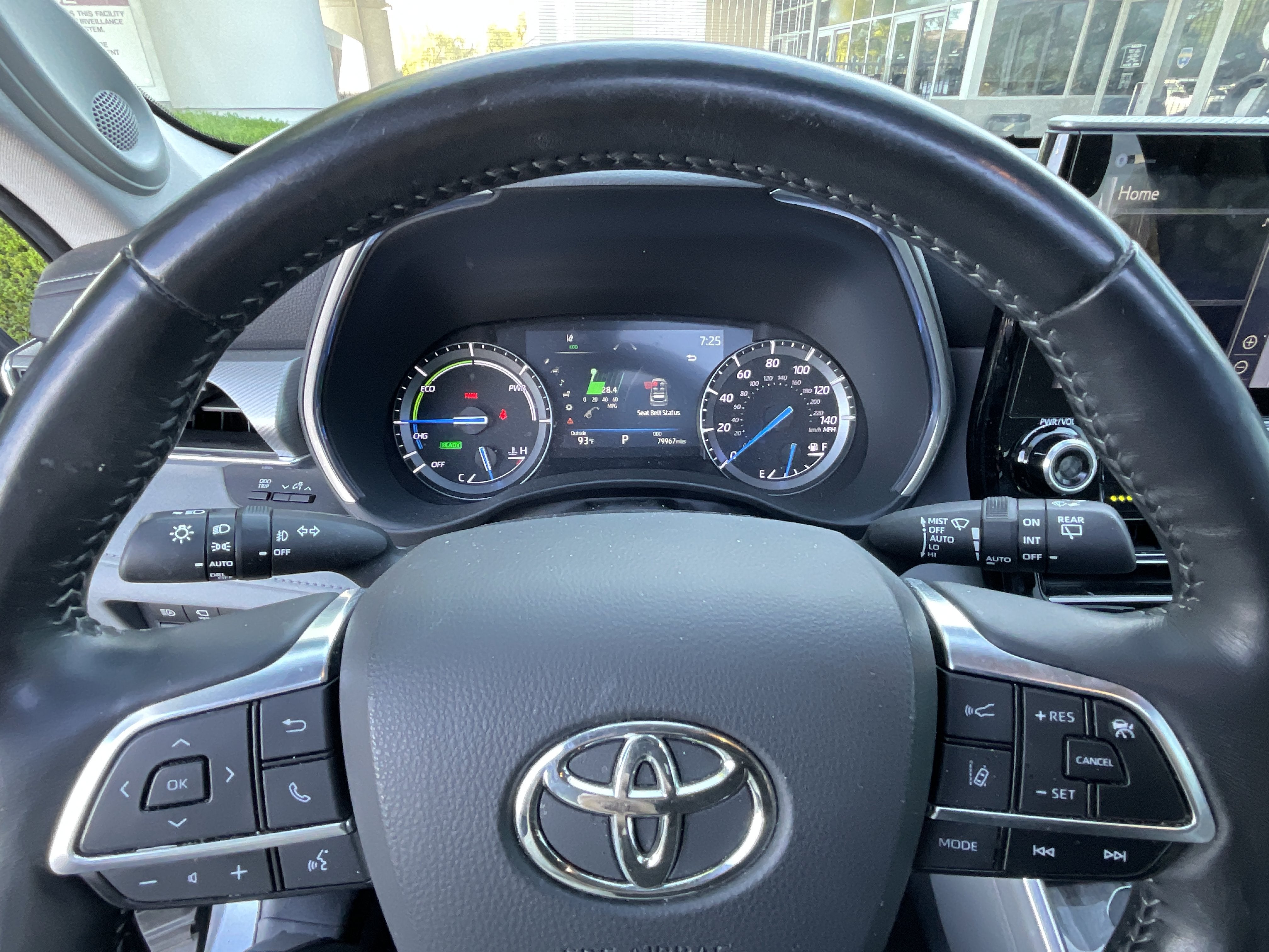 2021 Toyota Highlander Hybrid Platinum