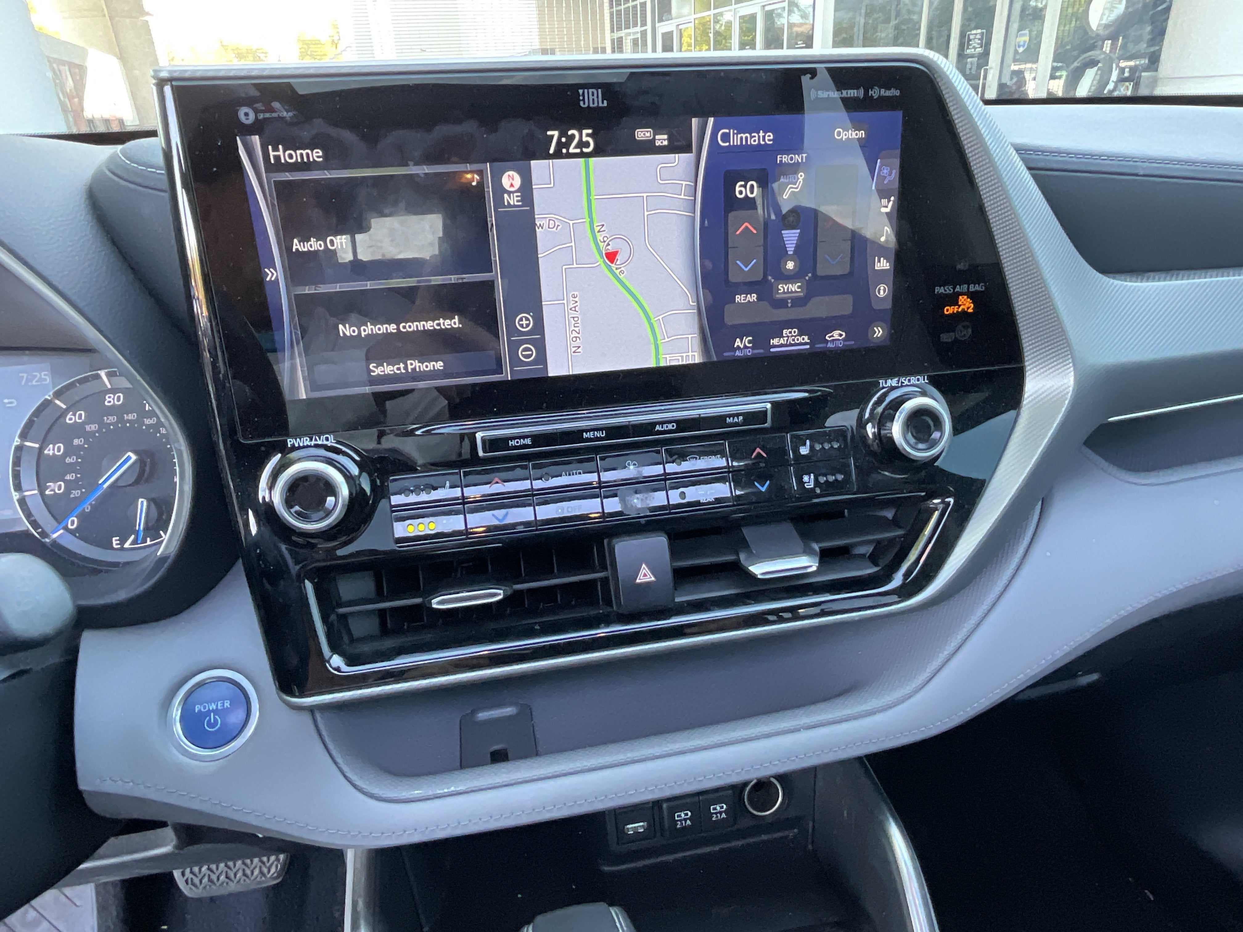 2021 Toyota Highlander Hybrid Platinum