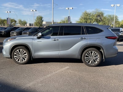 2021 Toyota Highlander Hybrid Platinum