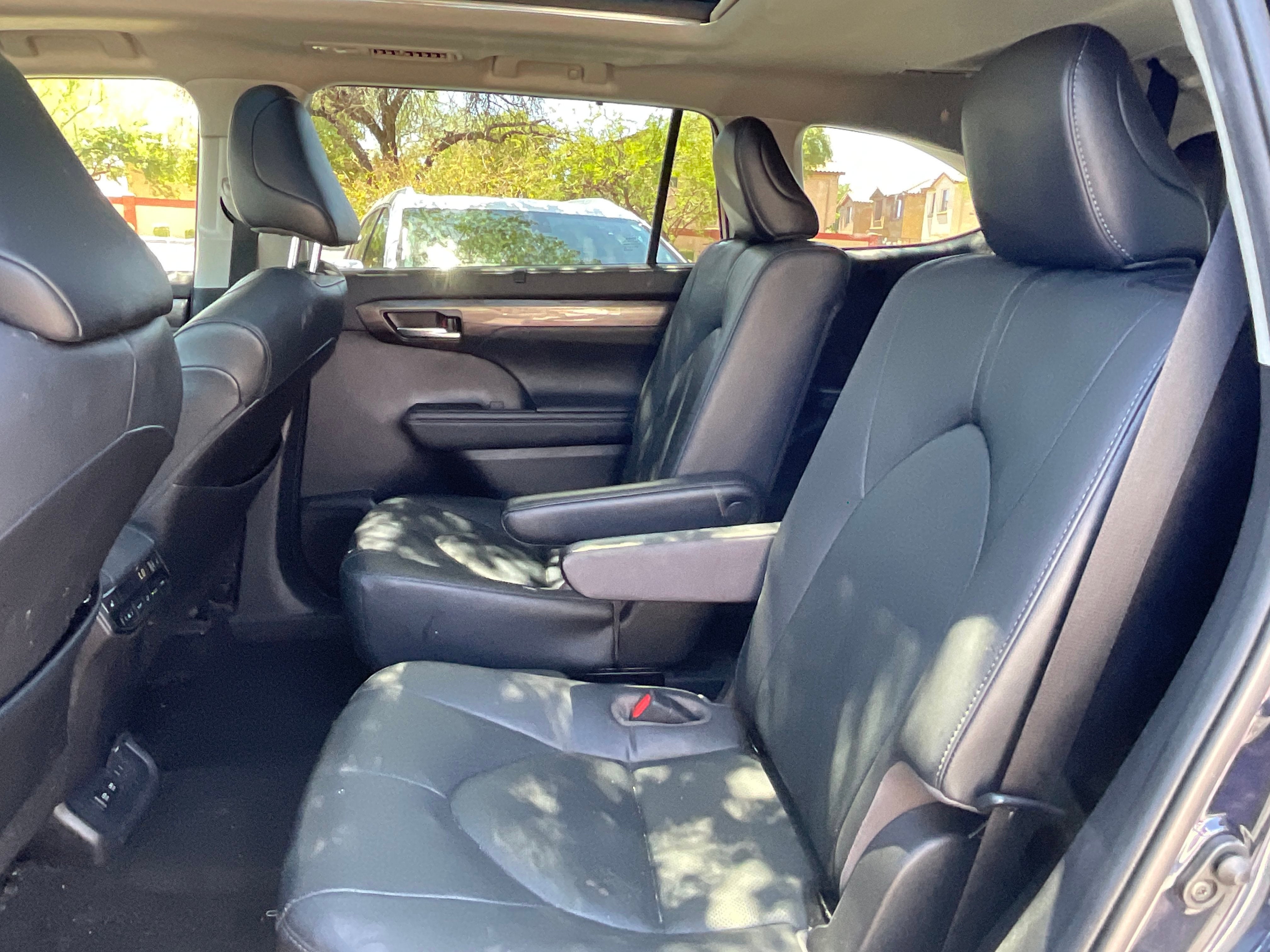 2020 Toyota Highlander Platinum