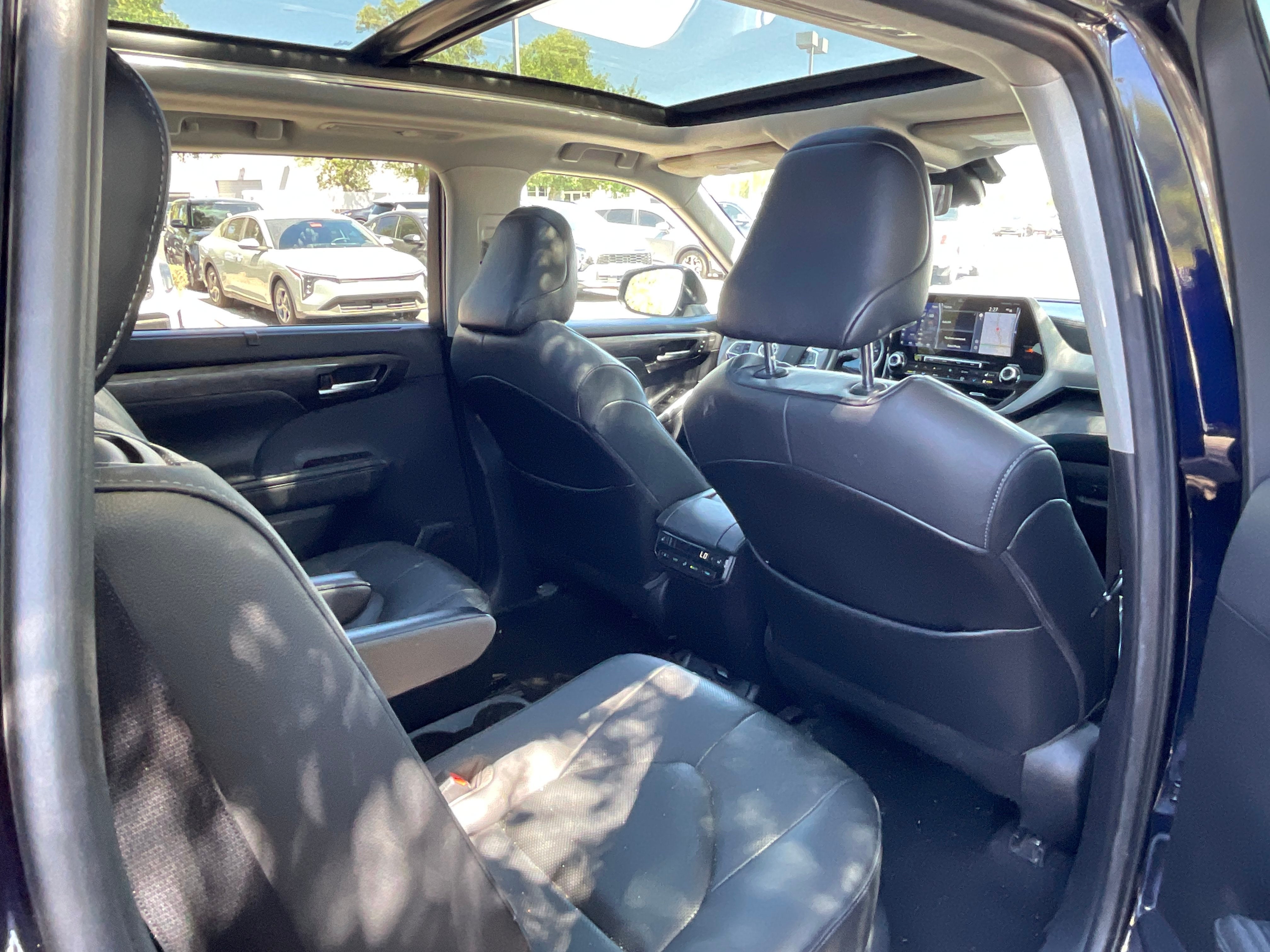 2020 Toyota Highlander Platinum