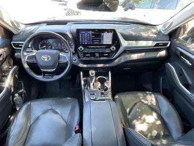 2020 Toyota Highlander Platinum