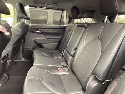2021 Toyota Highlander Hybrid XLE