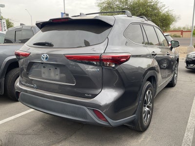 2021 Toyota Highlander Hybrid XLE