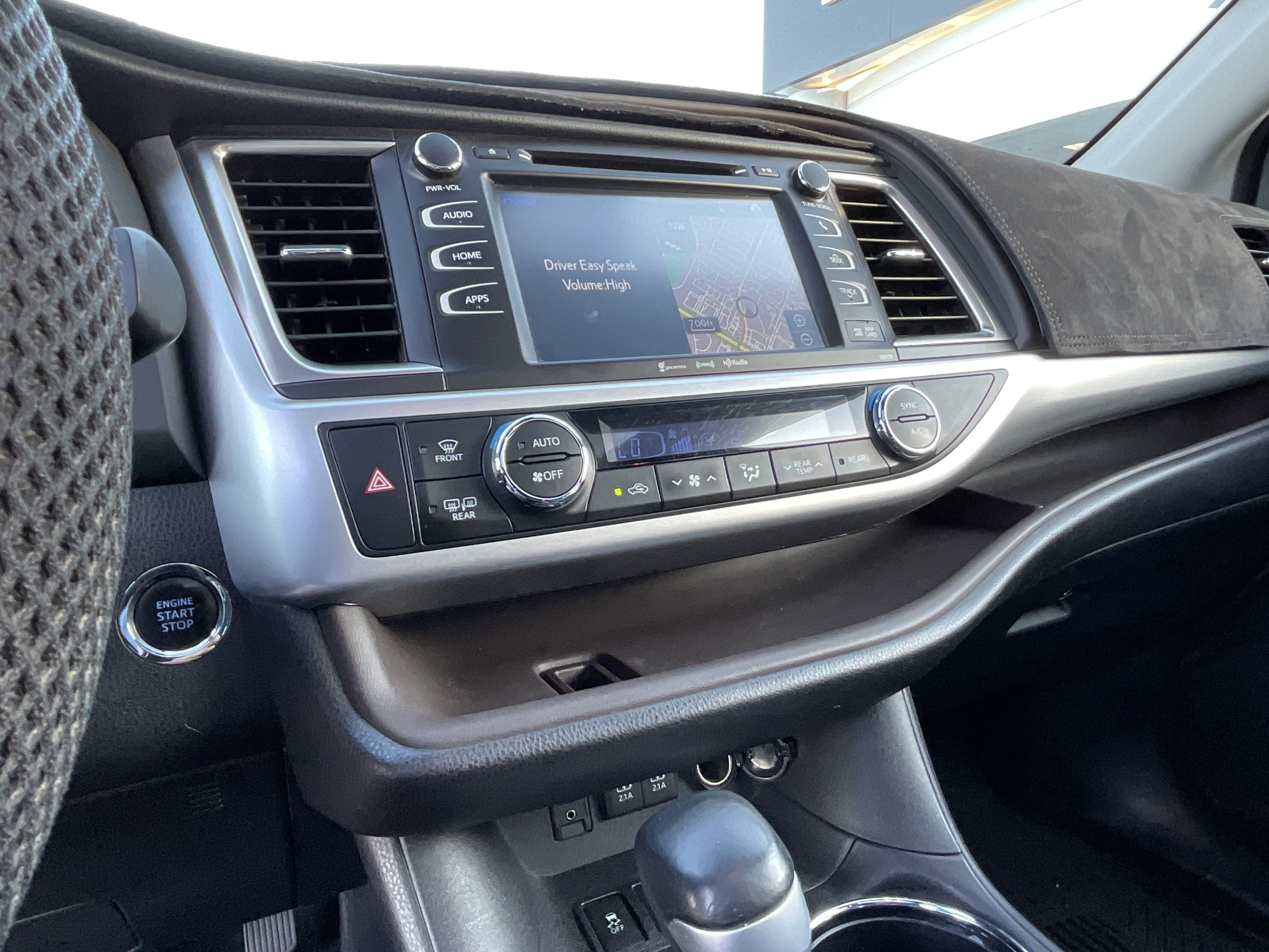 2017 Toyota Highlander XLE**1 OWNER CLN CF**