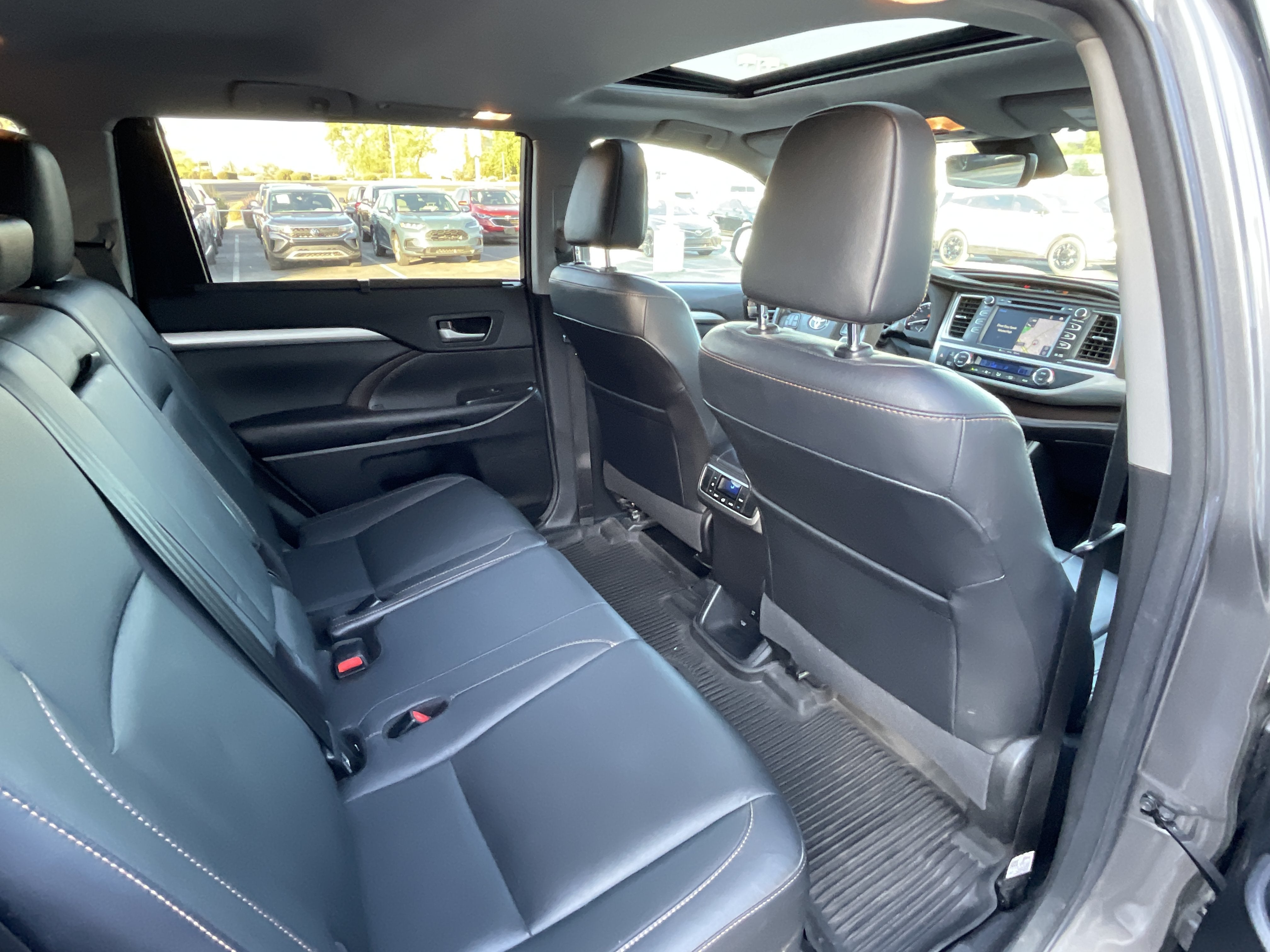 2017 Toyota Highlander XLE**1 OWNER CLN CF**