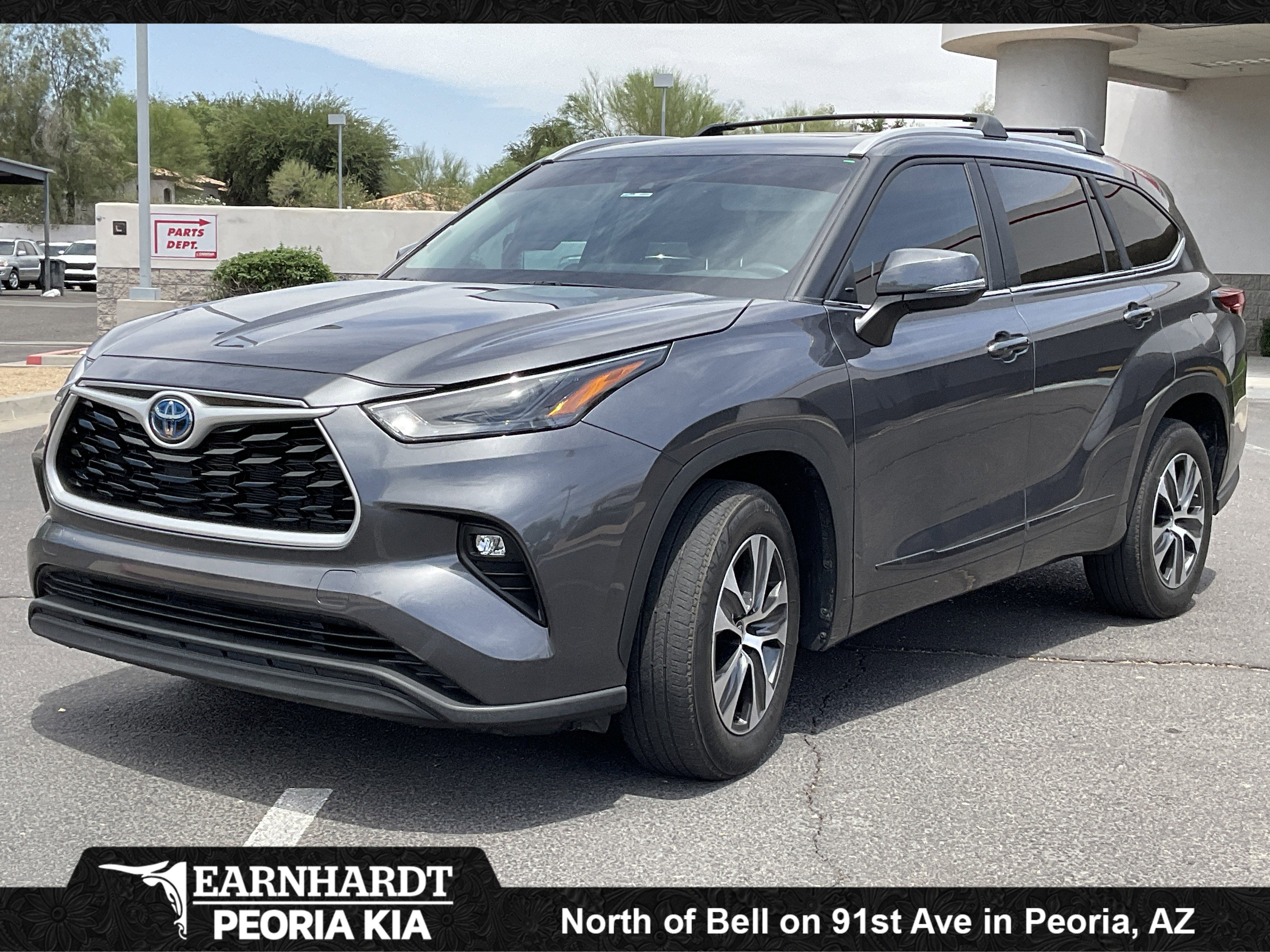 2023 Toyota Highlander Hybrid XLE