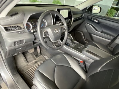 2023 Toyota Highlander Hybrid XLE