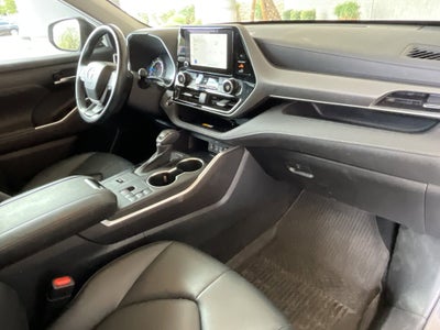 2023 Toyota Highlander Hybrid XLE