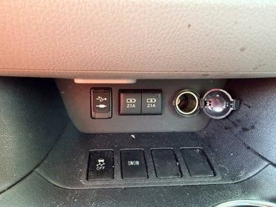 2018 Toyota Highlander SE* LOW MILES/ CLN CARFAX