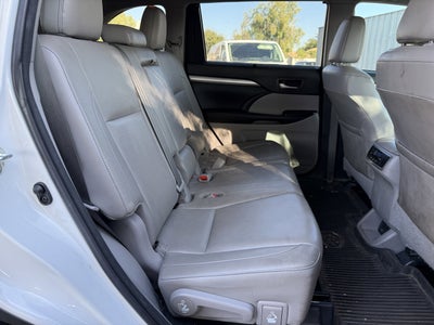 2018 Toyota Highlander SE* LOW MILES/ CLN CARFAX