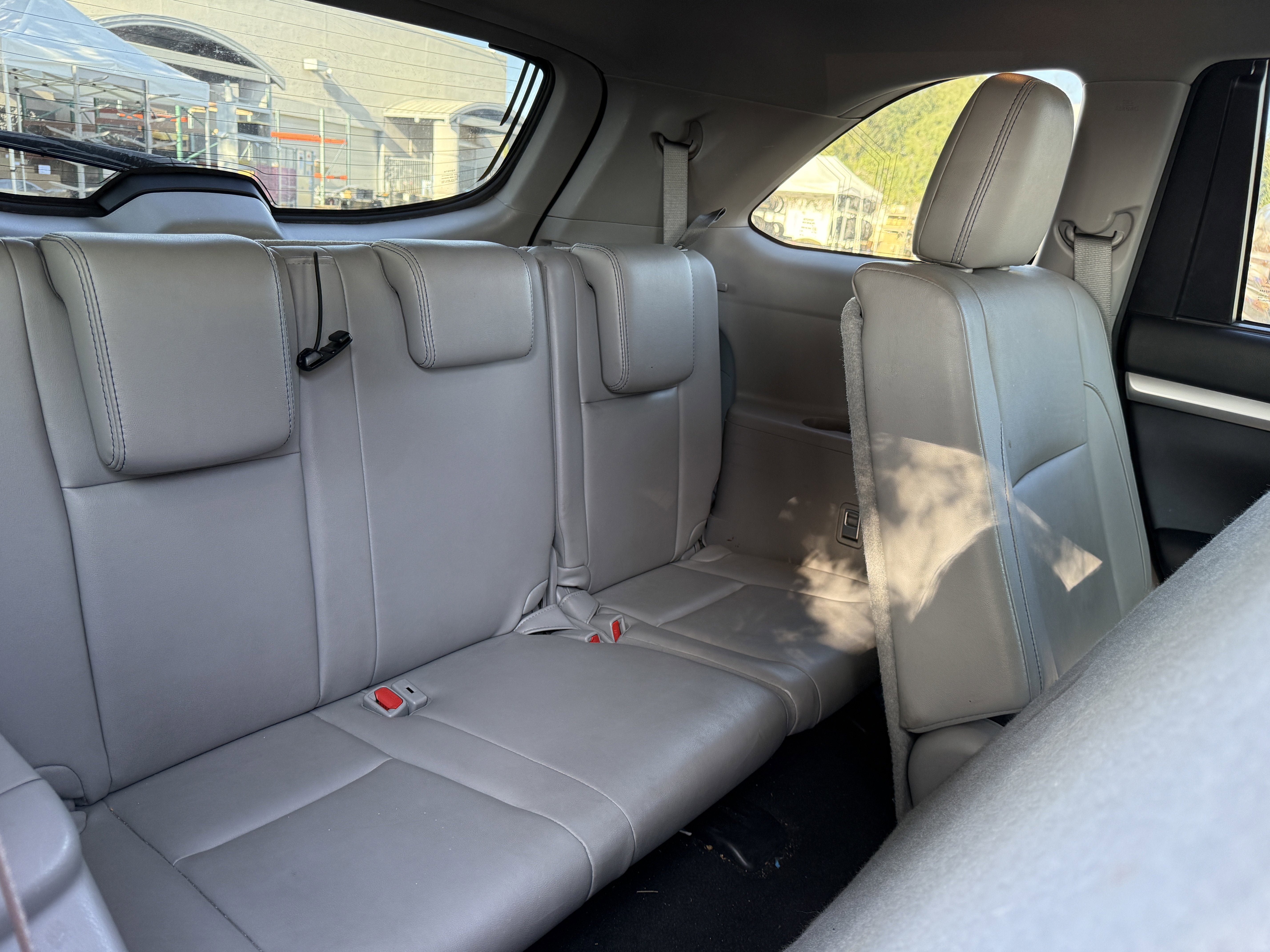 2018 Toyota Highlander SE* LOW MILES/ CLN CARFAX