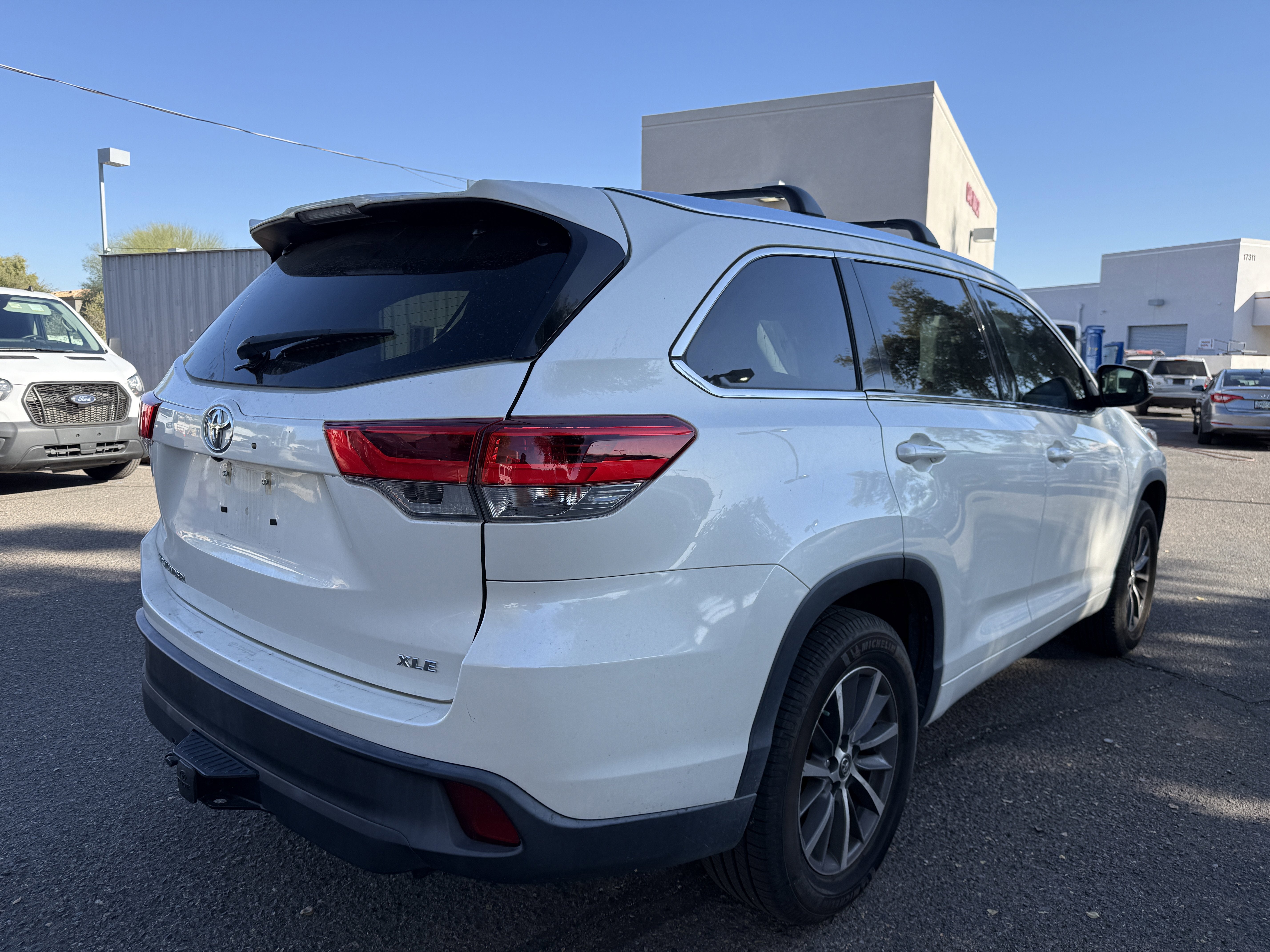 2018 Toyota Highlander SE* LOW MILES/ CLN CARFAX