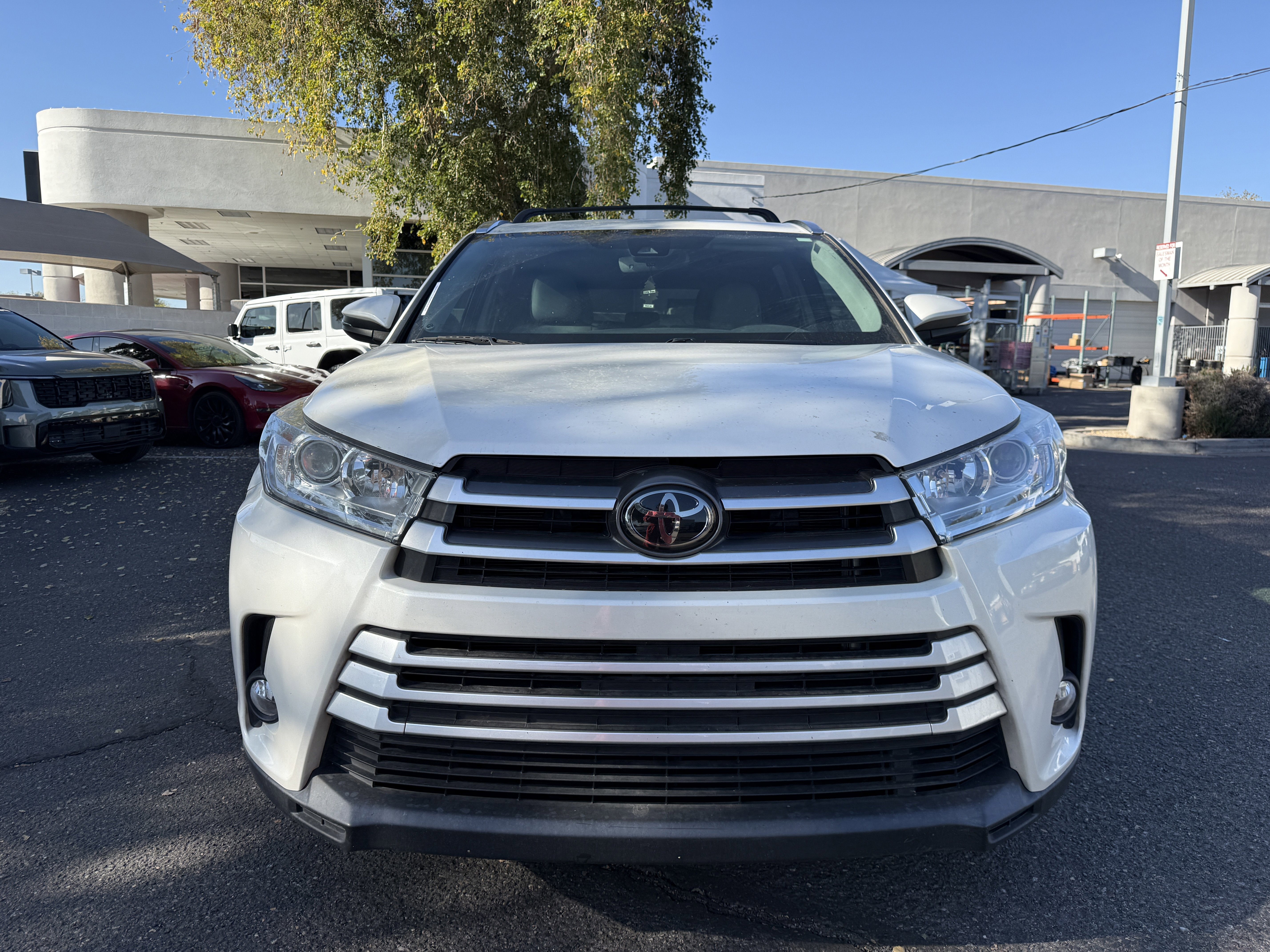 2018 Toyota Highlander SE* LOW MILES/ CLN CARFAX