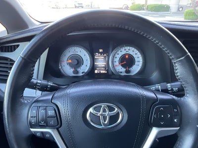 2016 Toyota Sienna SE Premium**1 OWNER CLN CF