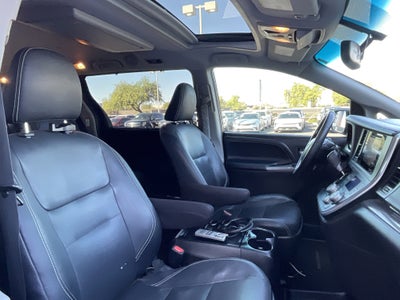 2016 Toyota Sienna SE Premium**1 OWNER CLN CF