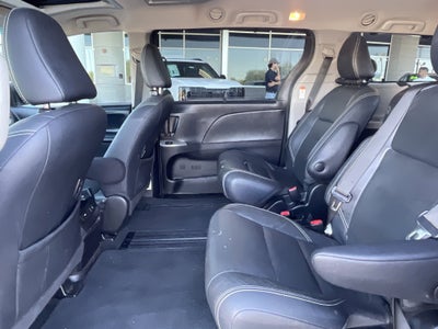 2016 Toyota Sienna SE Premium**1 OWNER CLN CF