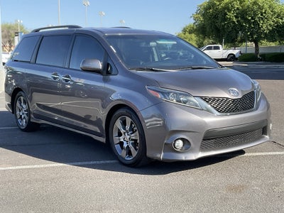 2016 Toyota Sienna SE Premium**1 OWNER CLN CF