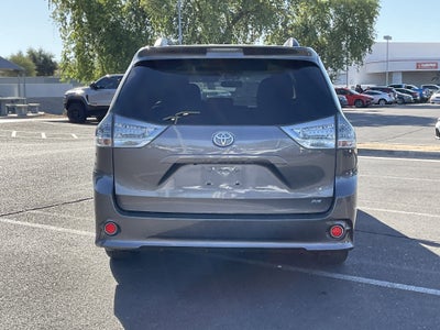 2016 Toyota Sienna SE Premium**1 OWNER CLN CF